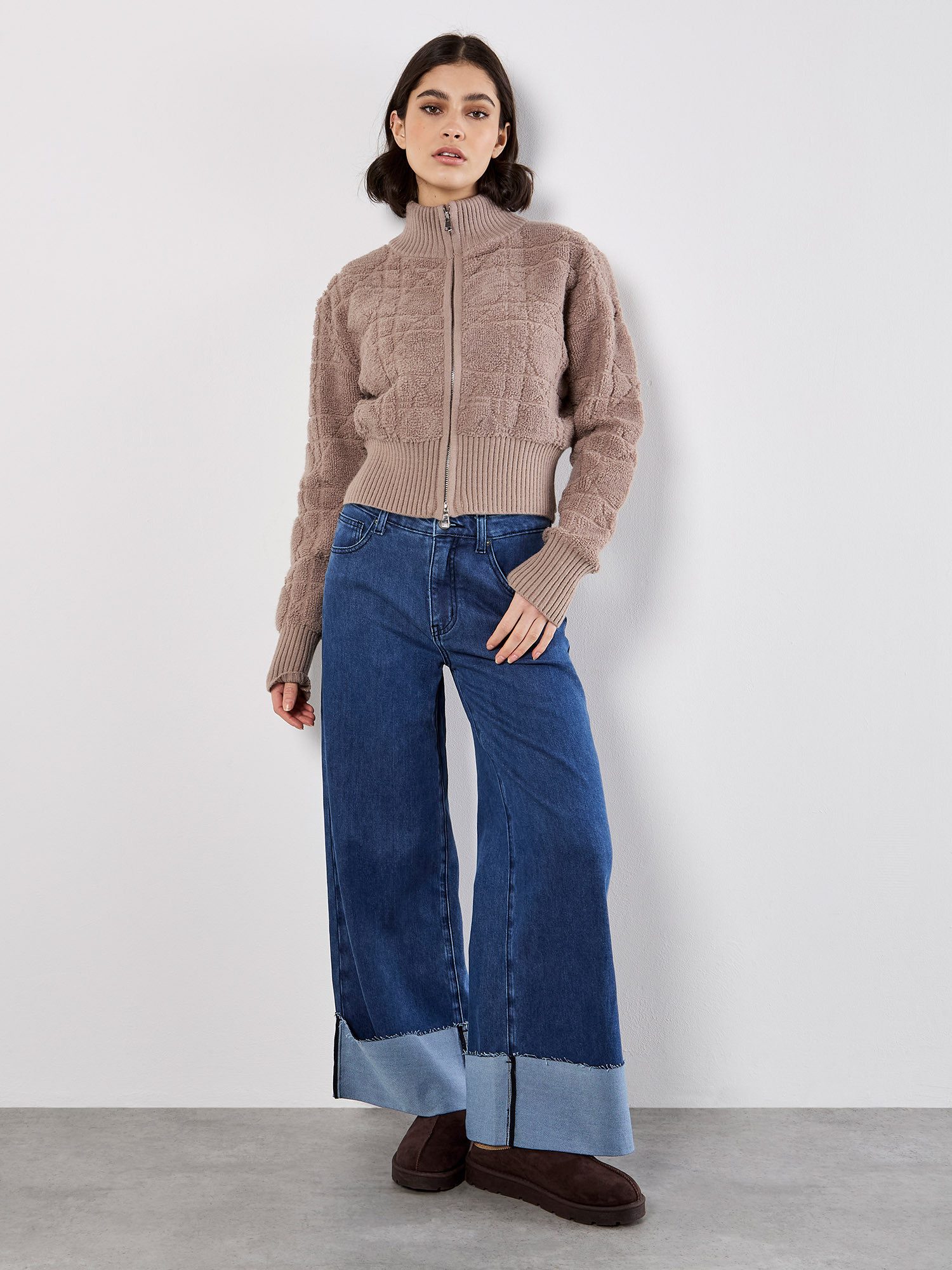 Apricot Cardigan Kurzjacke aus Bouclé
