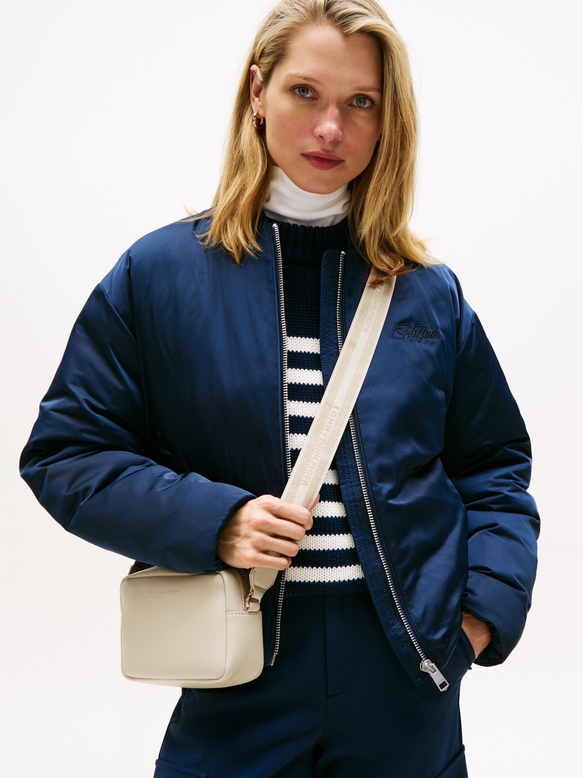 Tommy Hilfiger Mini Bag TH LOGOTAPE CAMERA BAG, Damen Umhängetasche, Schult günstig online kaufen