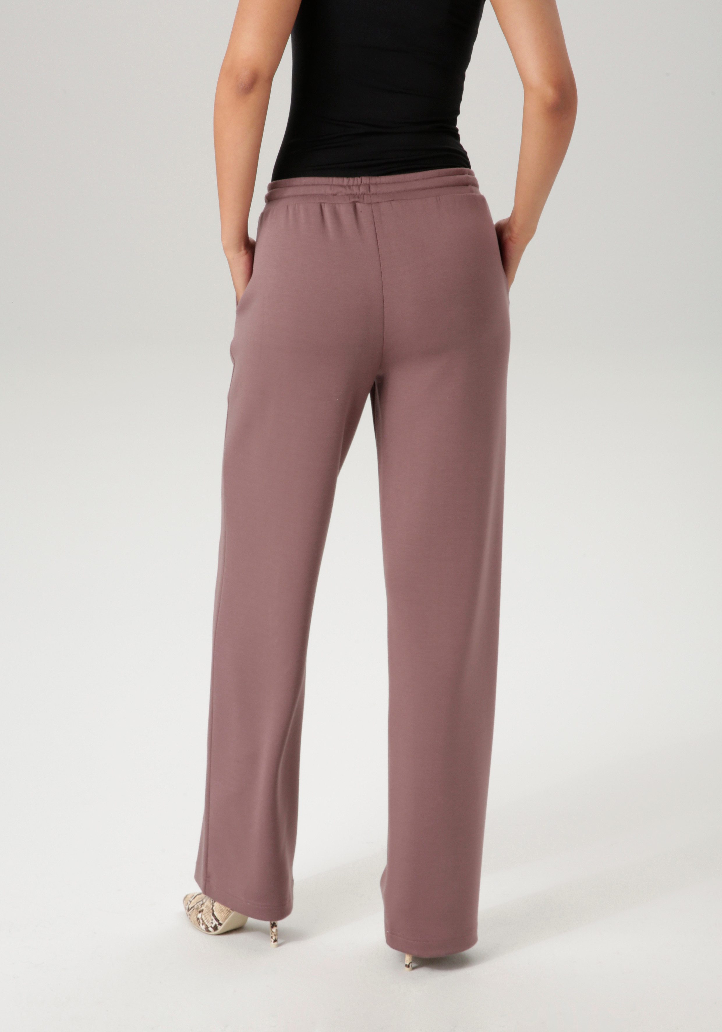 Aniston CASUAL Jogginghose aus super weicher, elastischer Jersey-Qualität günstig online kaufen