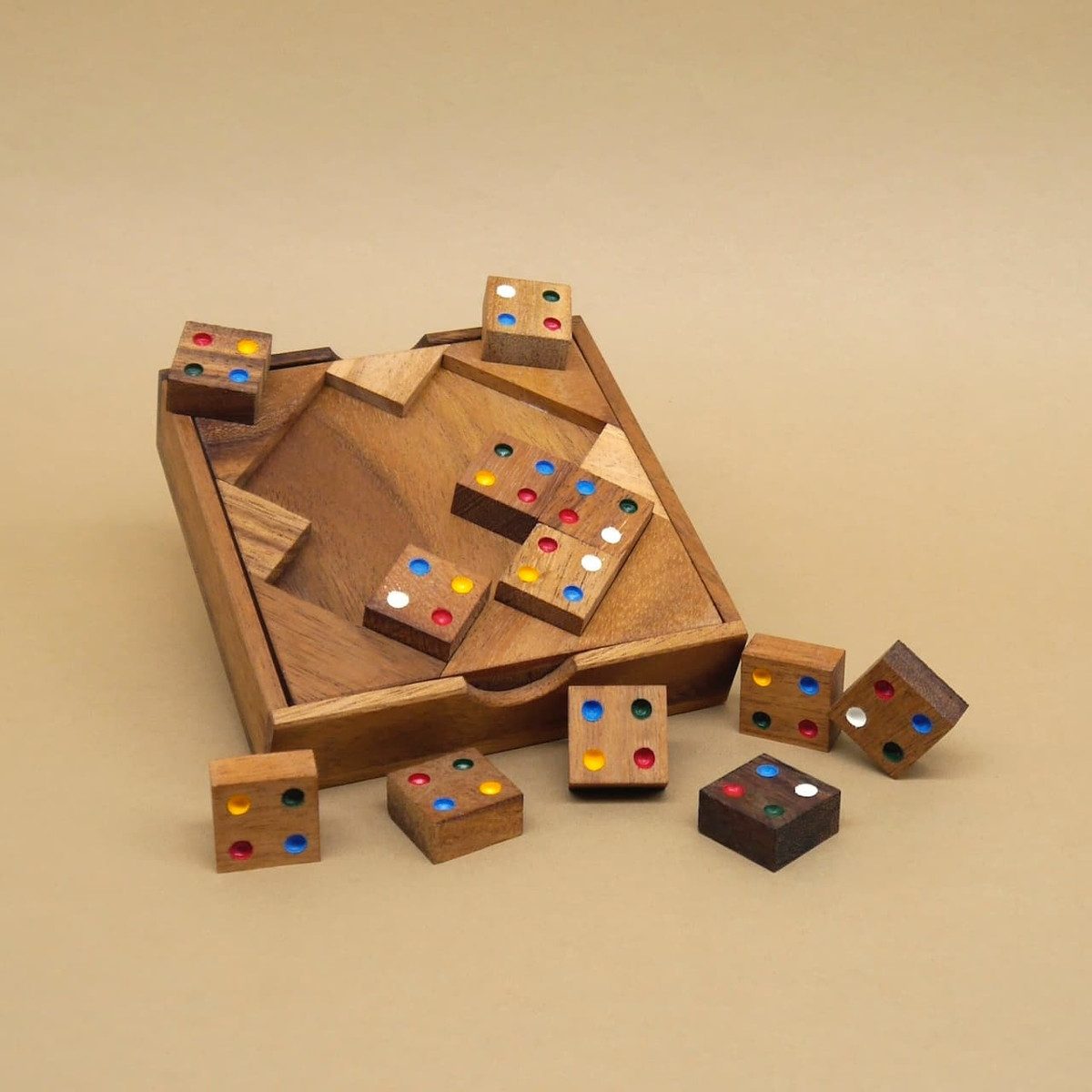 ROMBOL Denkspiele Spiel COLOUR MATCH - anspruchsvolles Farbpuzzle, Denkspiel, Holzpuzzle