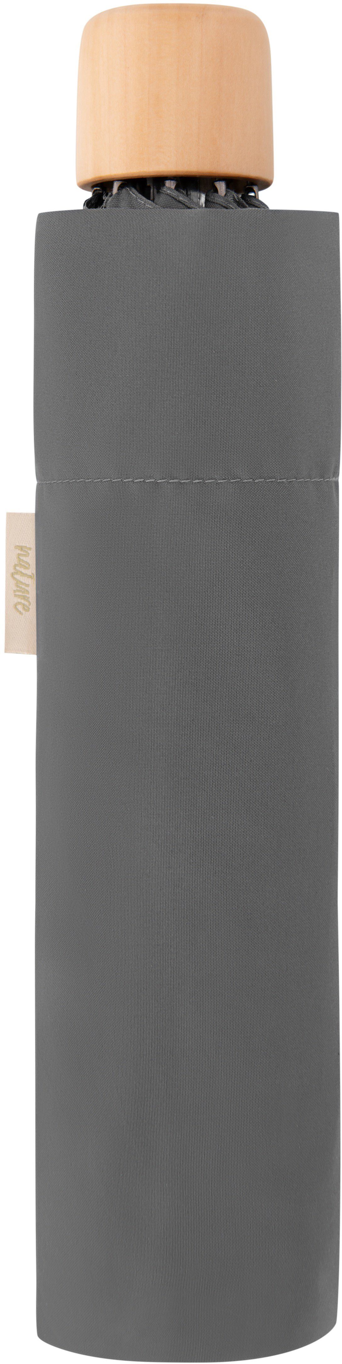 weltweit mit aus Taschenregenschirm recyceltem Griff slate Material schützt Mini, grey, - doppler® nature aus Wald FSC®-