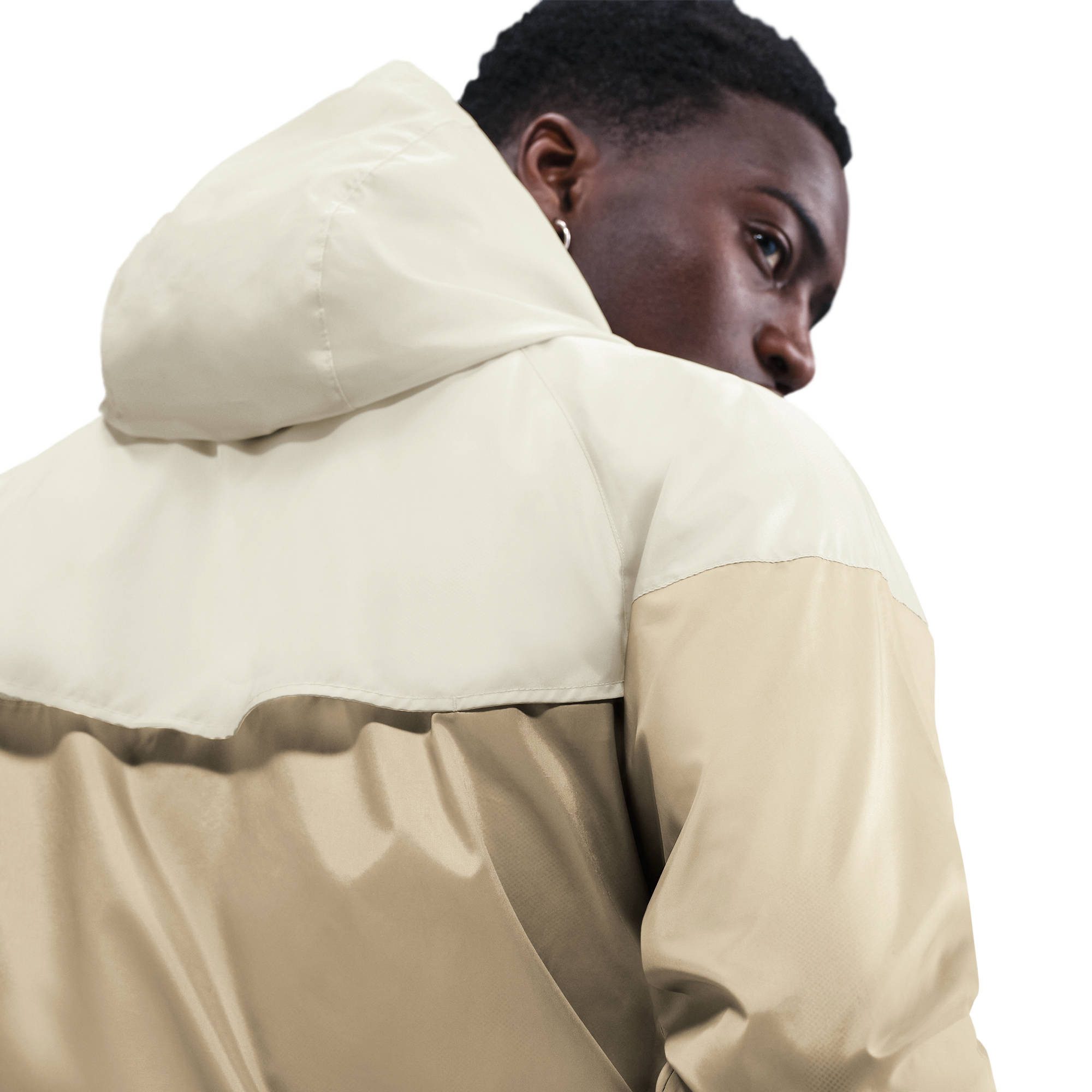 Nike Sportswear Windbreaker M NK WVN LND WR HD JKT mit Mesh-Futter, leichtes Material, normaler Schnitt