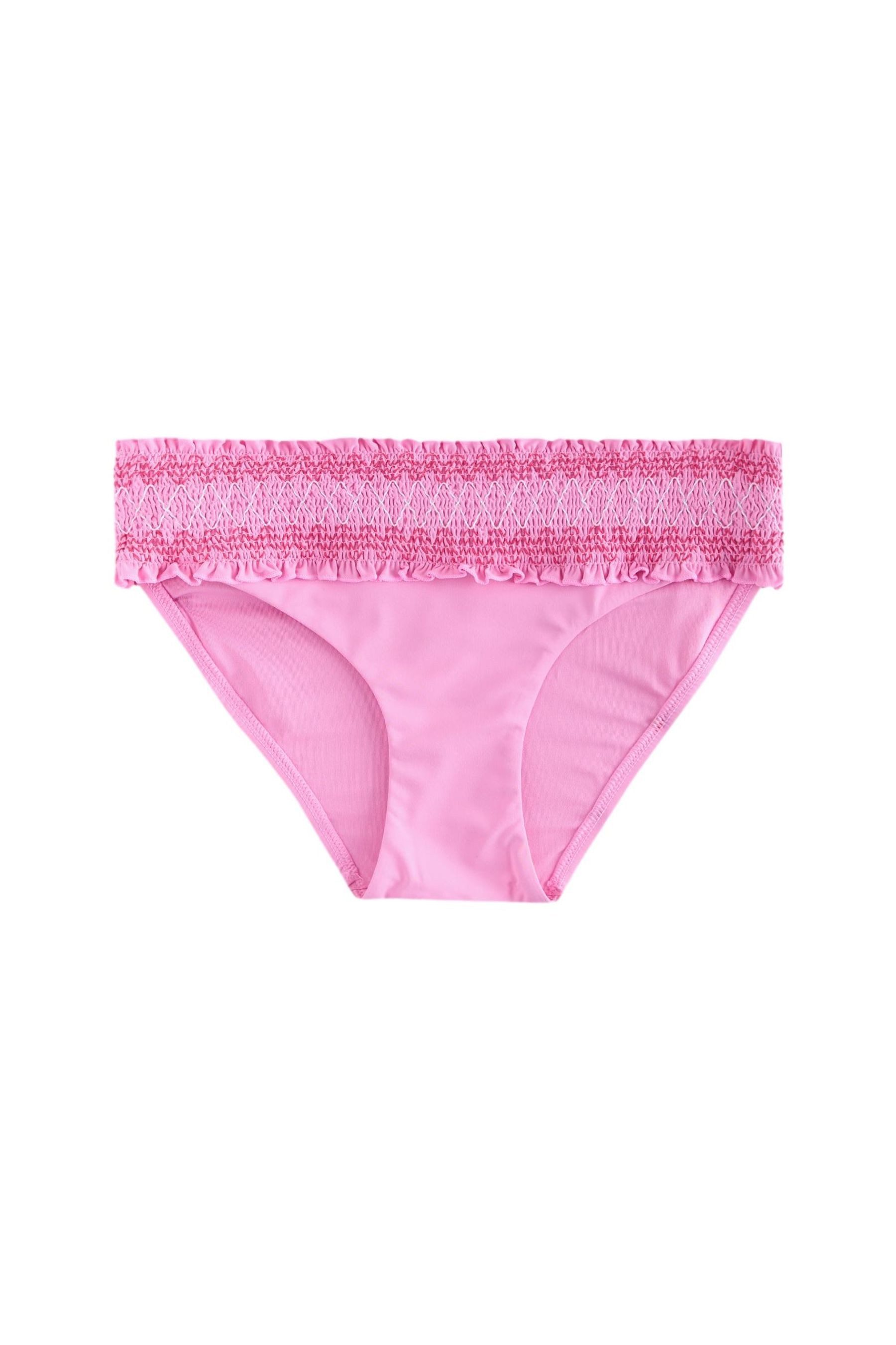 Next Bikini-Hose Gesmokte Bikinihose mit hohem Beinausschnitt (1-St)