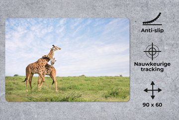 MuchoWow Gaming Mauspad Zwei Giraffen in den Savannen des Serengeti-Nationalparks in Afrika (1-St), Büro für Tastatur und Maus, Mousepad Gaming, 90x60 cm, XXL, Großes