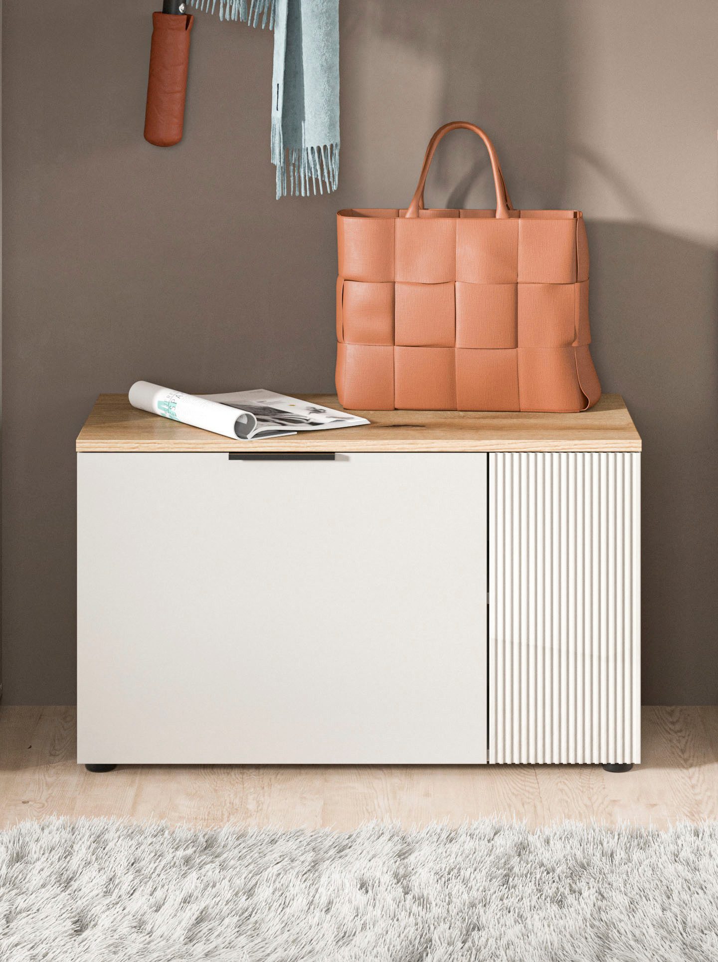 Home affaire Sitzbank EDIL, Breite 80cm, 2 Türen, 4 Fächer (1-St., moderne Farbkombination, Platz für ca. 6 Paar Schuhe), Garderobenbank, Bank, Flurbank, Schuhbank, Dielenbank