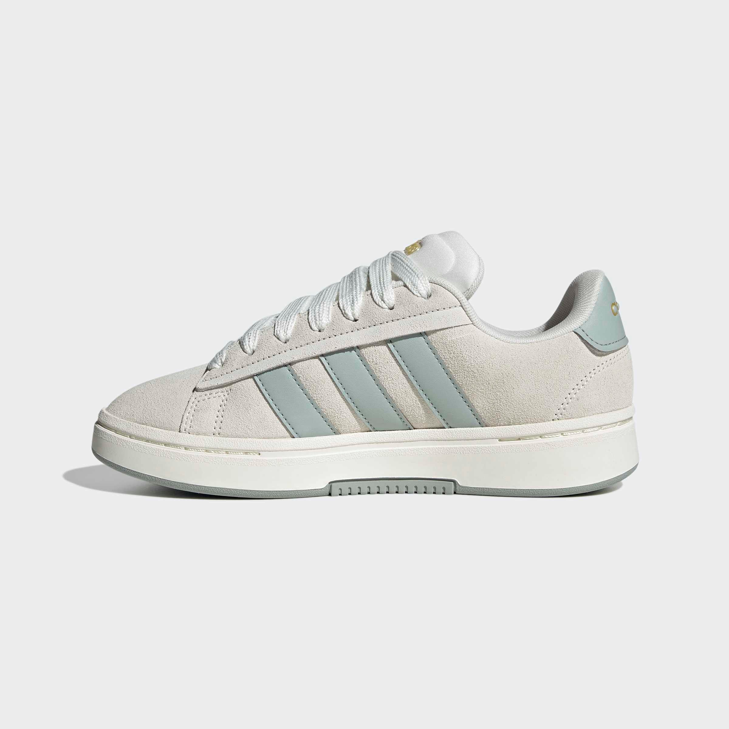 adidas Sportswear GRAND COURT ALPHA Sneaker inspiriert vom Design des adidas campus 00
