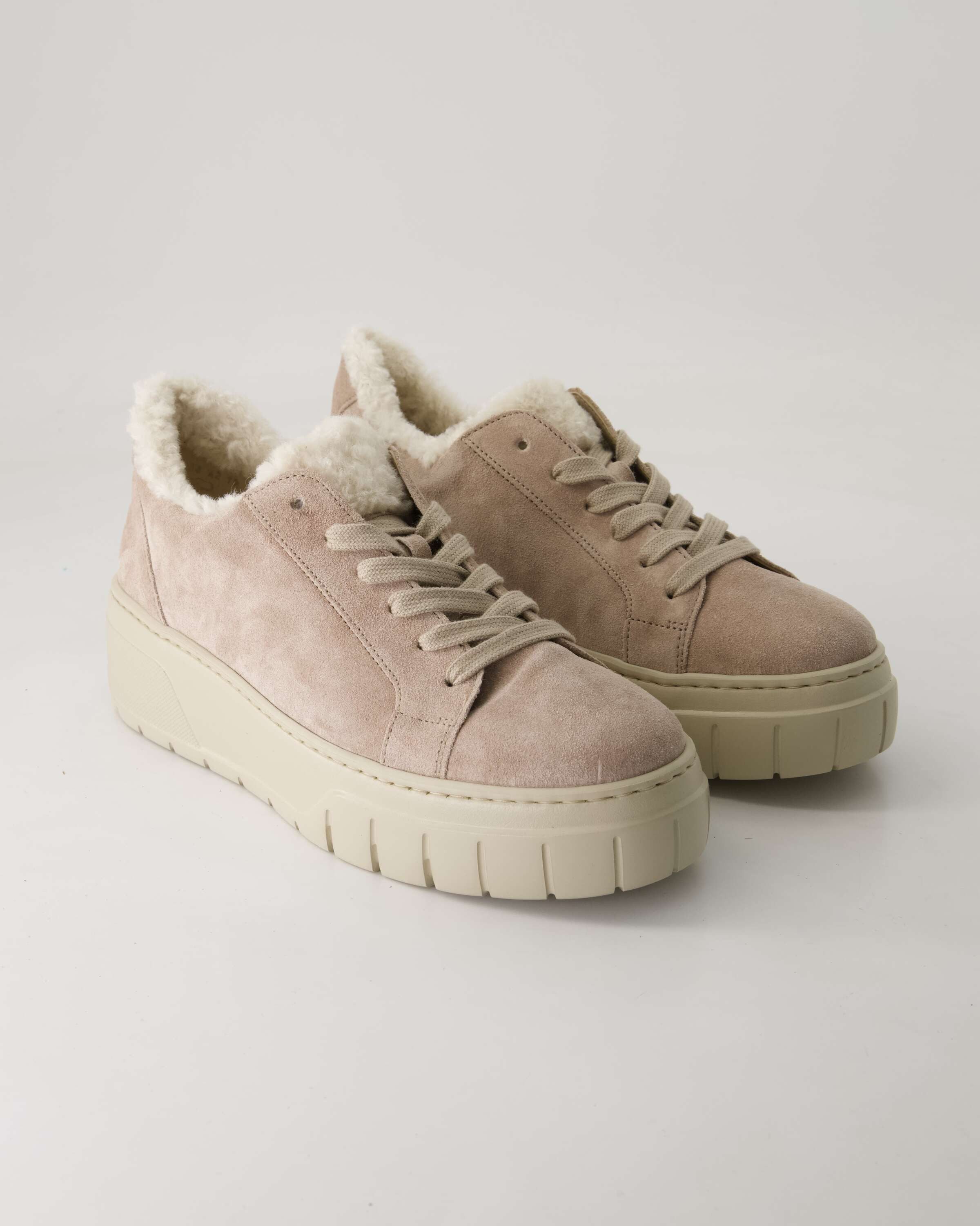 73.221.72 Sneaker