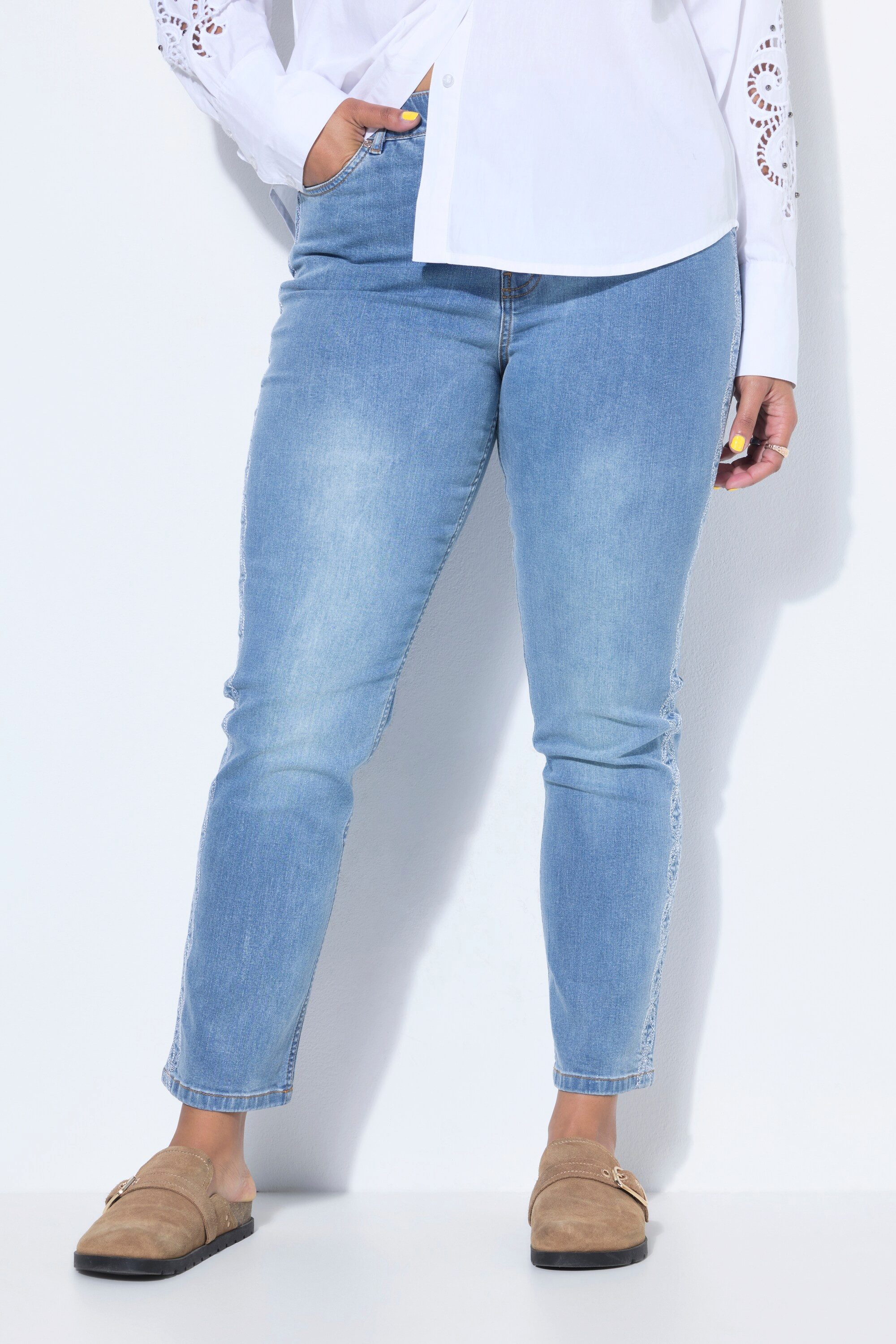 Studio Untold Regular-fit-Jeans Mom-Jeans seitliche Stickereiborte 5-Pocket günstig online kaufen