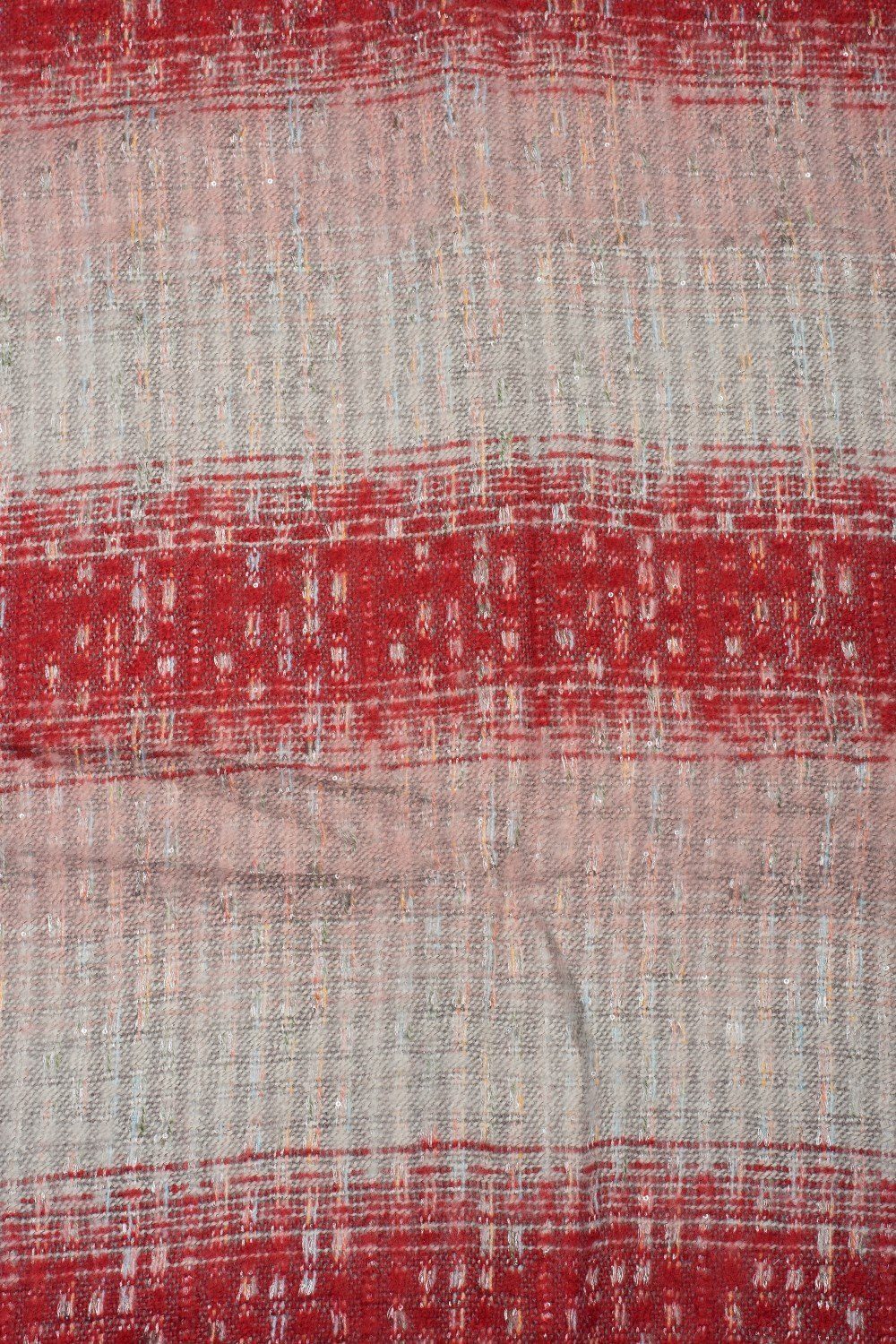 Schal Modeschal, mit styleBREAKER Muster und (1-St), Pailletten Streifen Rot-Rosa-Hellgrau Warmer Web