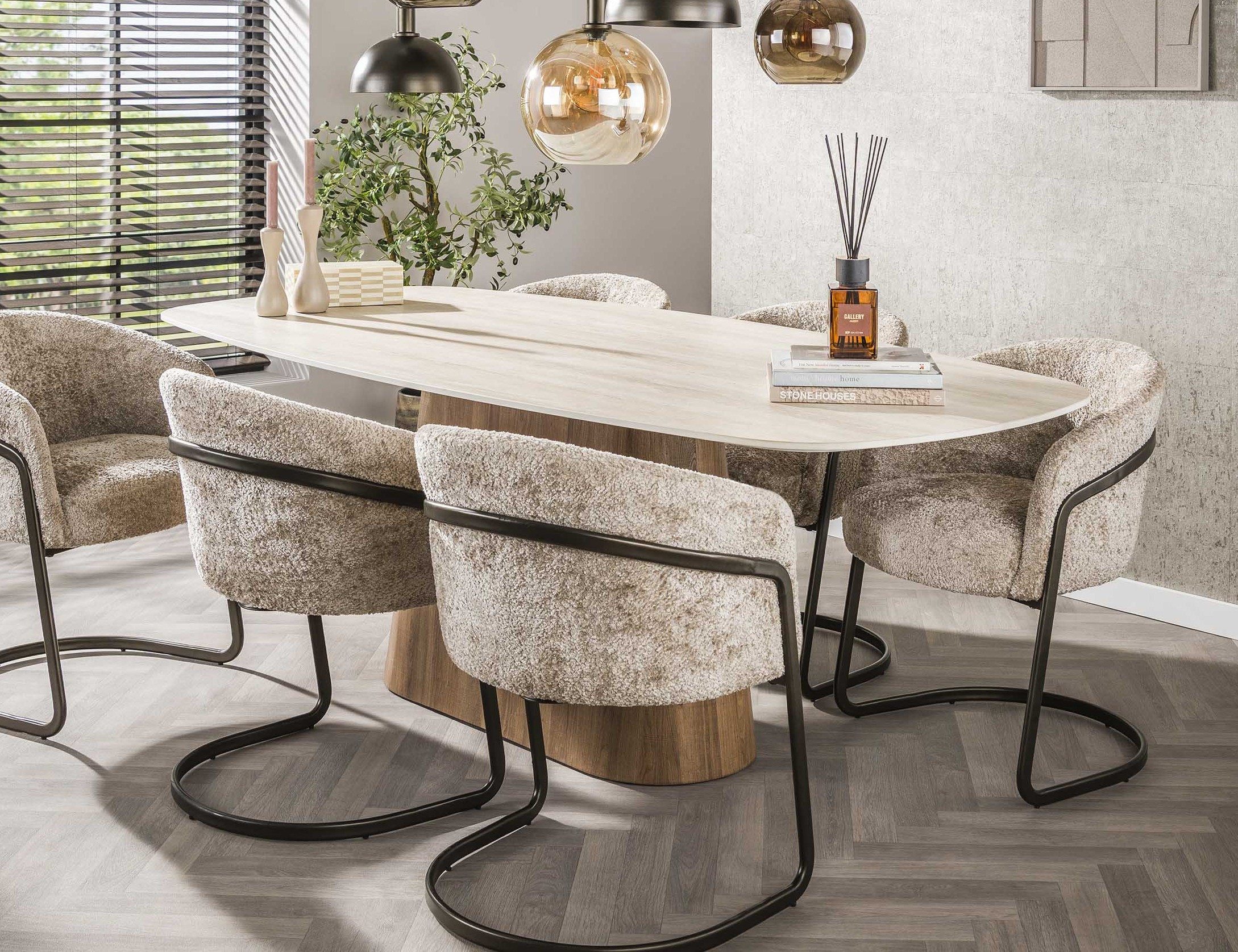 LEVEN Lifestyle Esstisch TRAVENTO Centro Esszimmertisch 215 x 105 cm oval Travertin Optik, Tischplatte aus hochwertiger Keramik