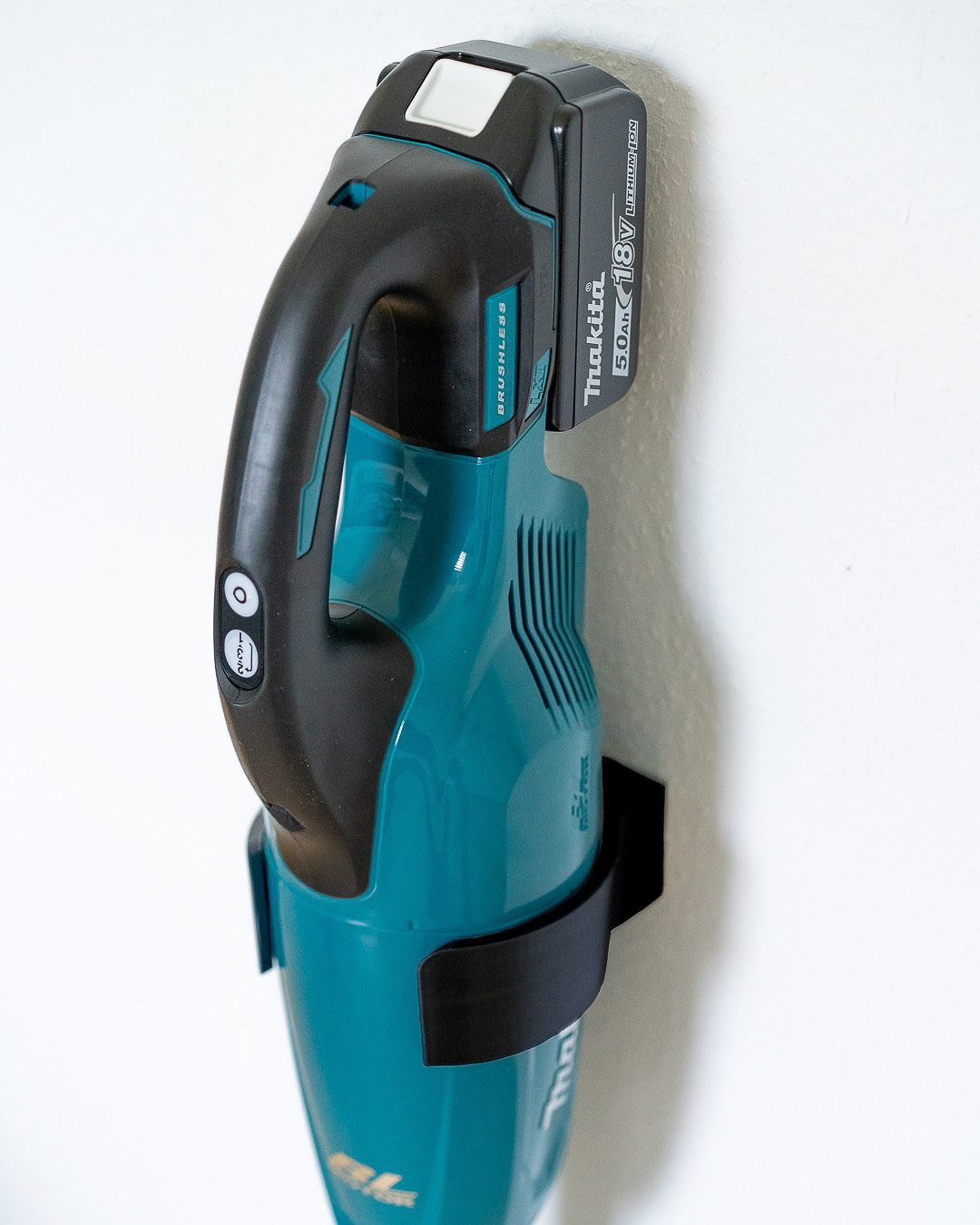 kikuo Halterung Wandhalterung Schwarz für Makita DCL 281, DCL180, DCL181, DCL183