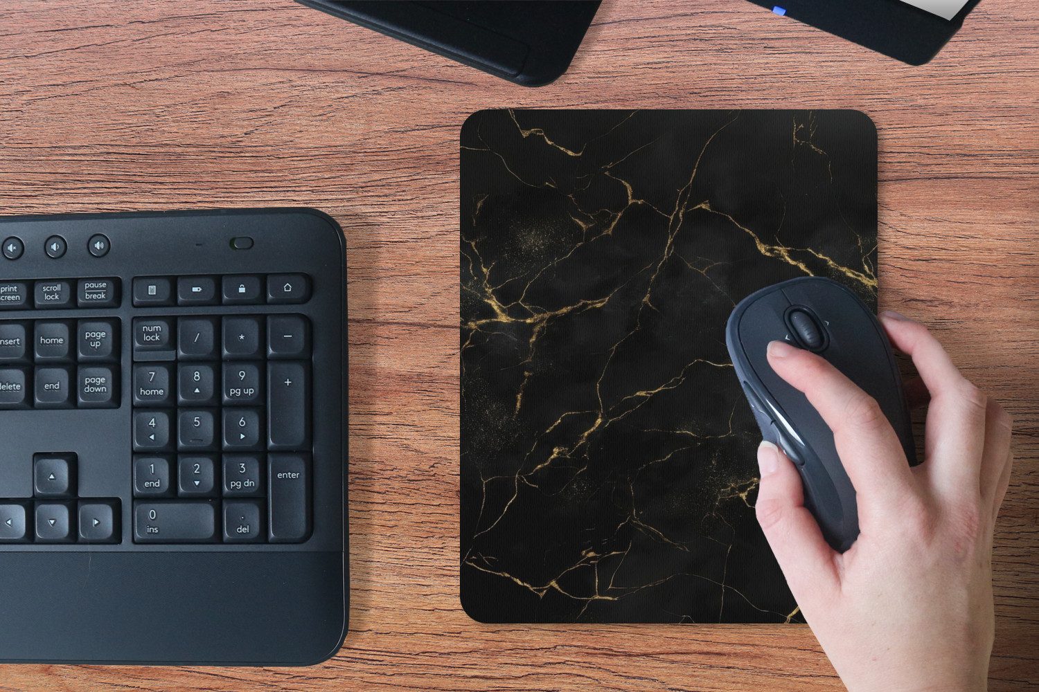 MuchoWow Mauspad Schwarzer Marmor - Goldene Adern - Klassisch (1-St), Gaming, Mousepad Klein, Büro Zubehör, Mausunterlage, 19x23 cm – Bild 5 von 5