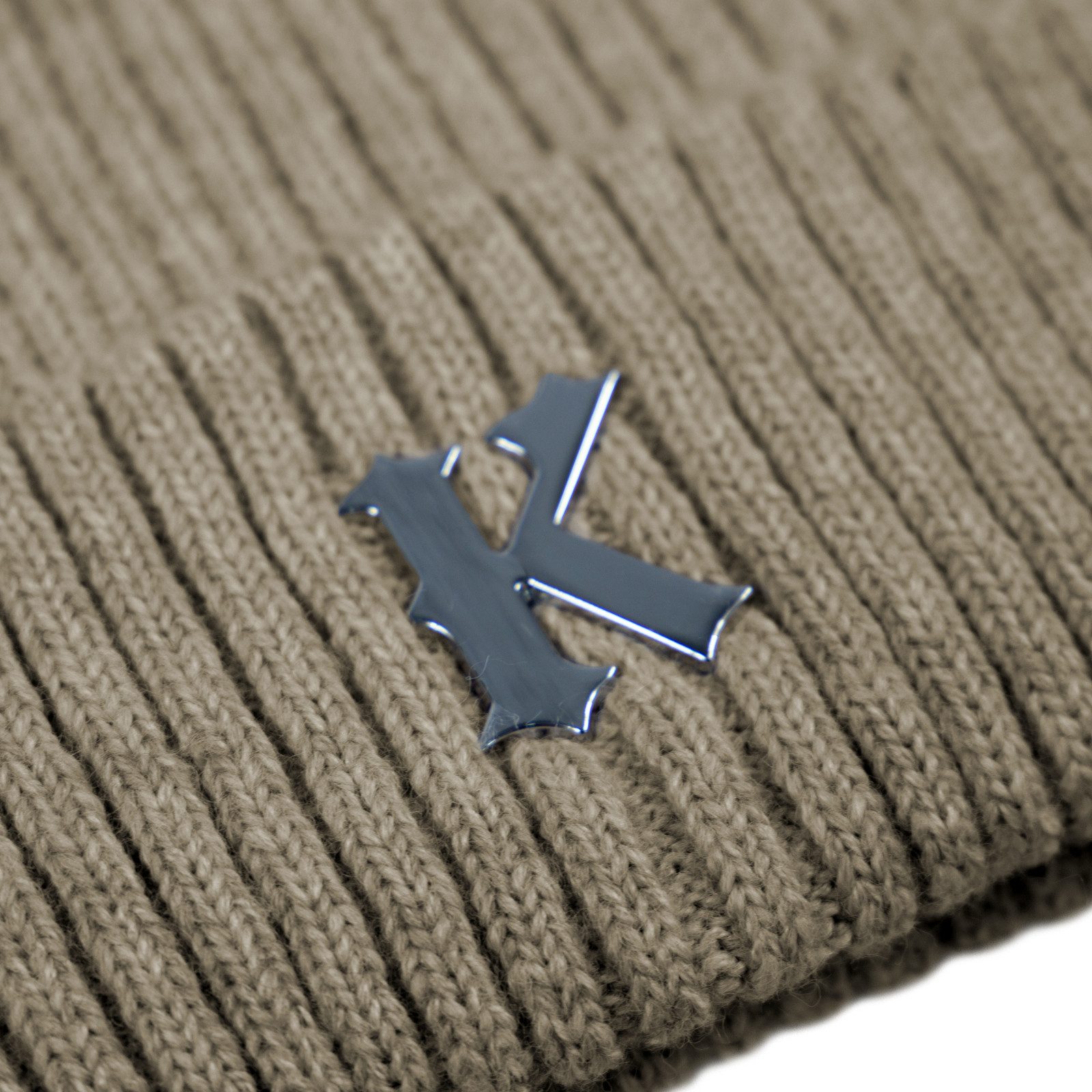 Karl Kani Strickmütze K Silver Pin Beanie mit silbernen Pin günstig online kaufen