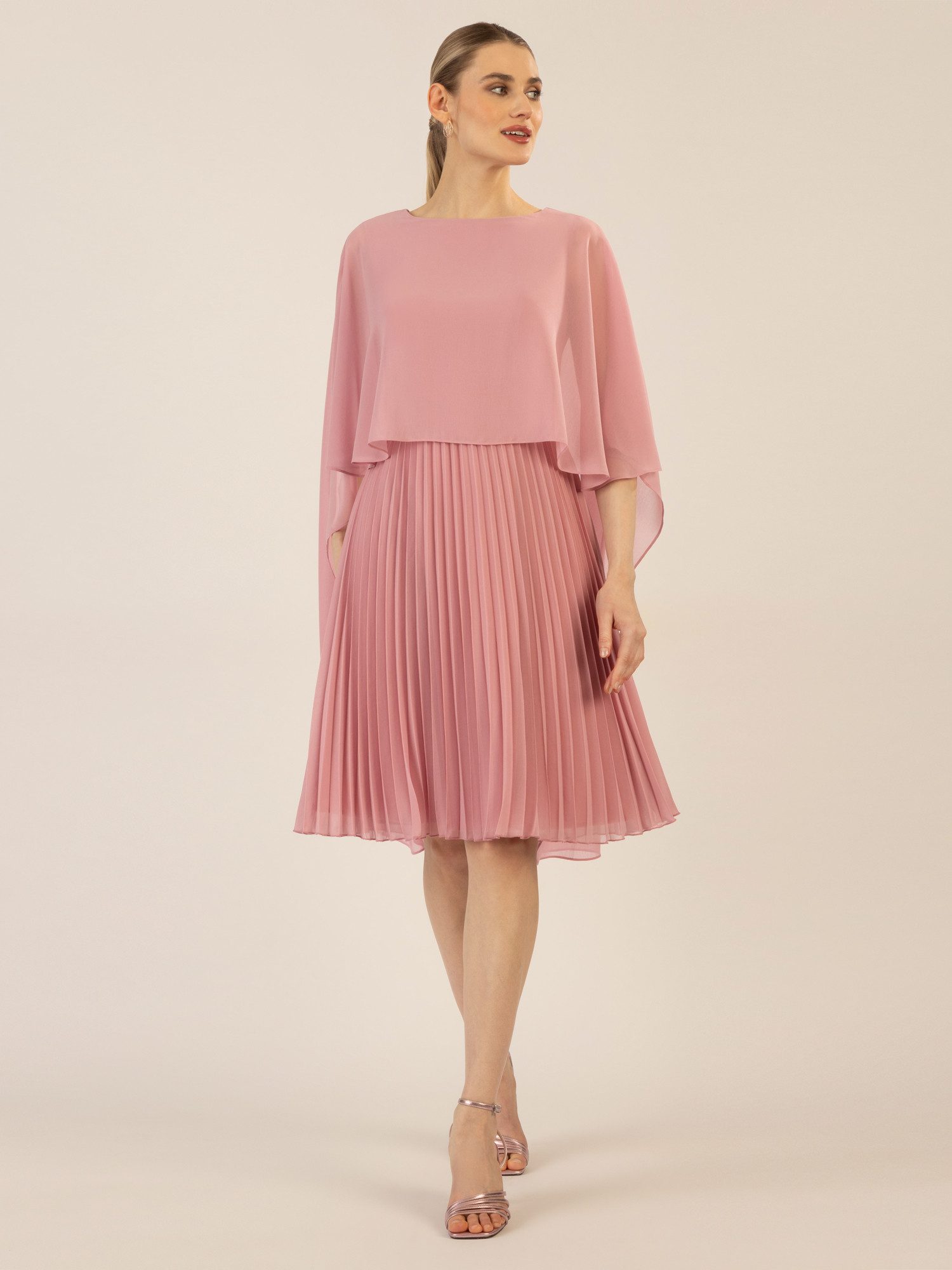 Apart Cocktailkleid mit Plisseerock und angearbeitetem günstig online kaufen