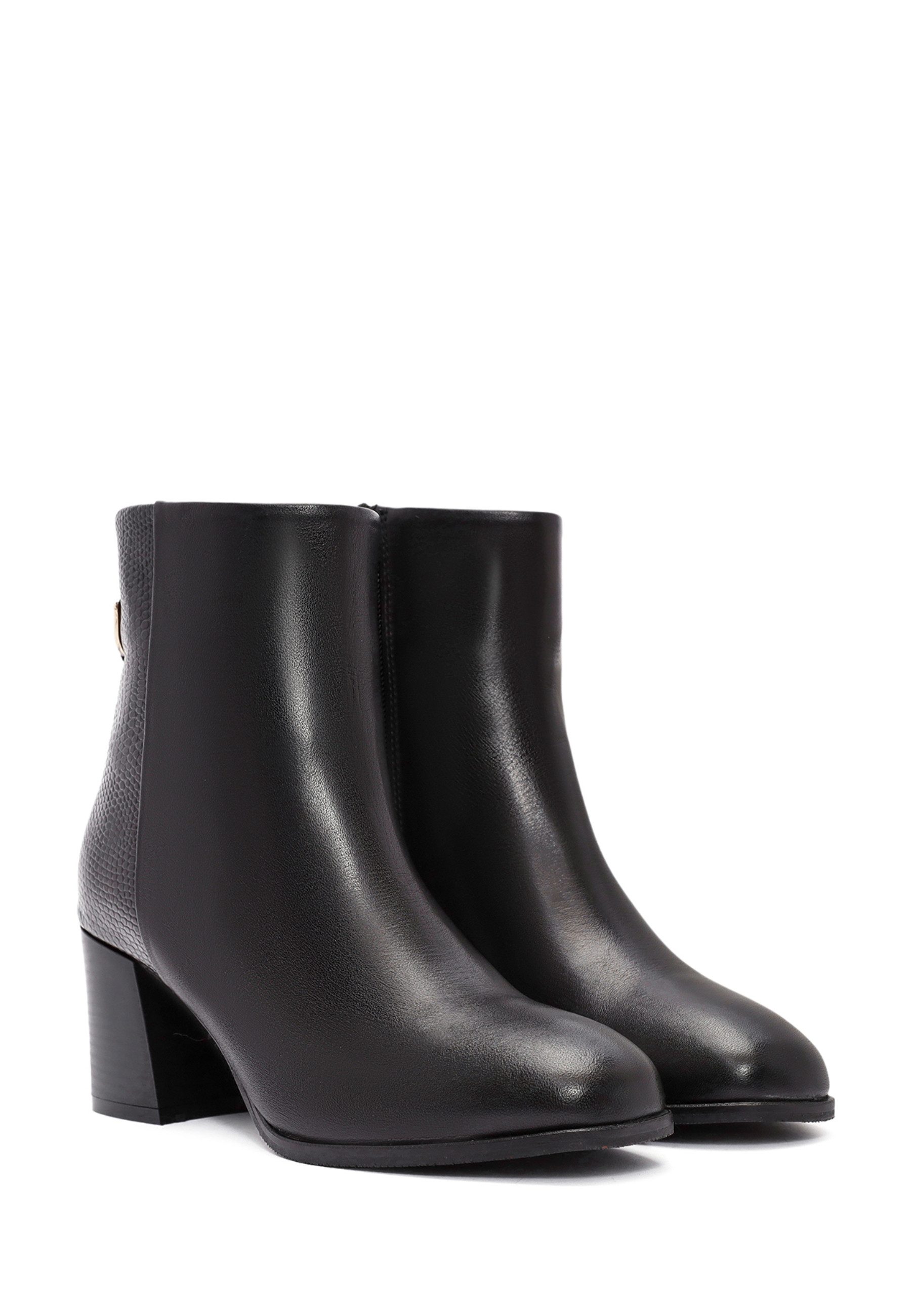 Derimod Absatz-Stiefeletten aus Leder Ankleboots