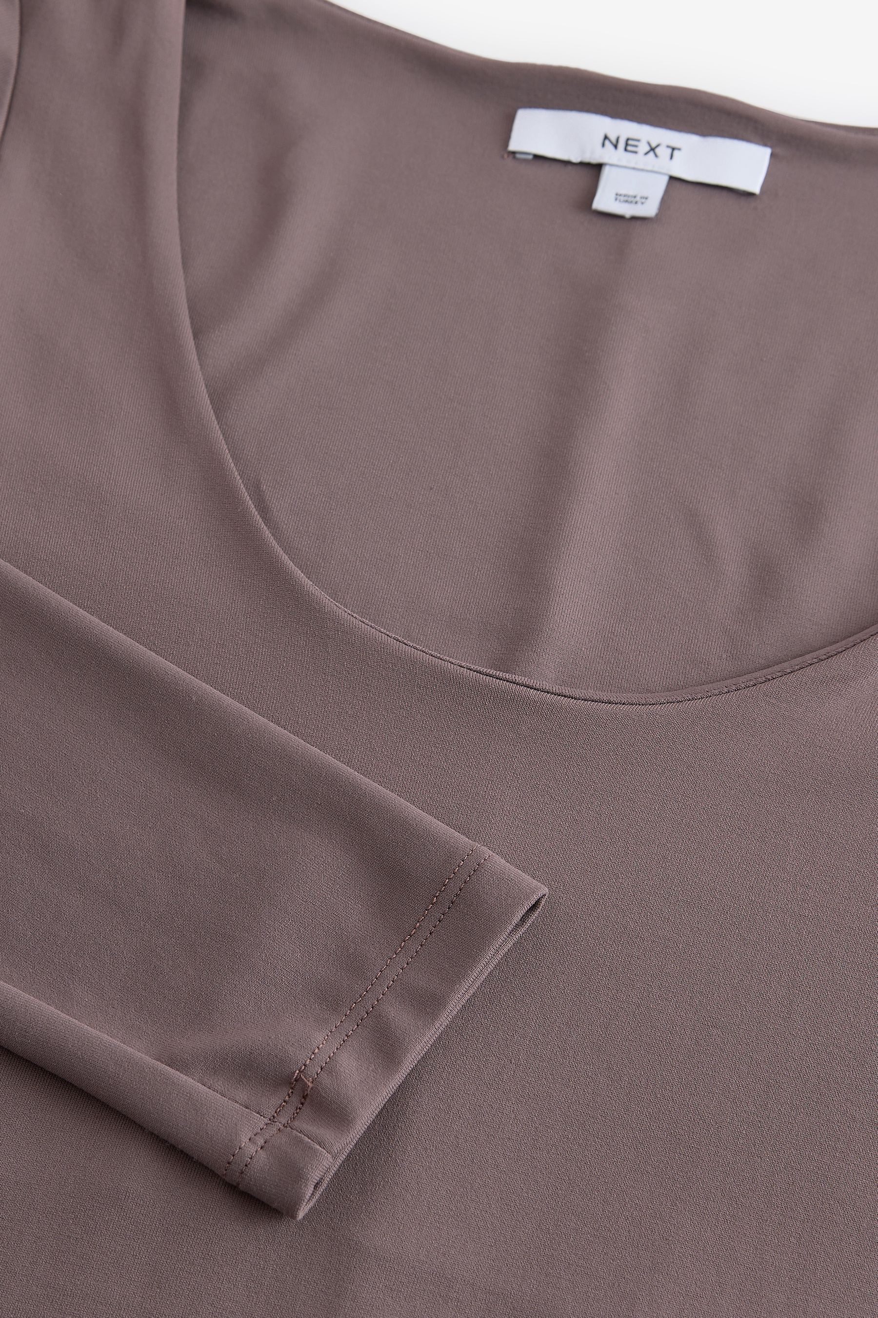 Next Midikleid Langärmeliges Bodycon-Midikleid aus Polyamid (1-tlg)