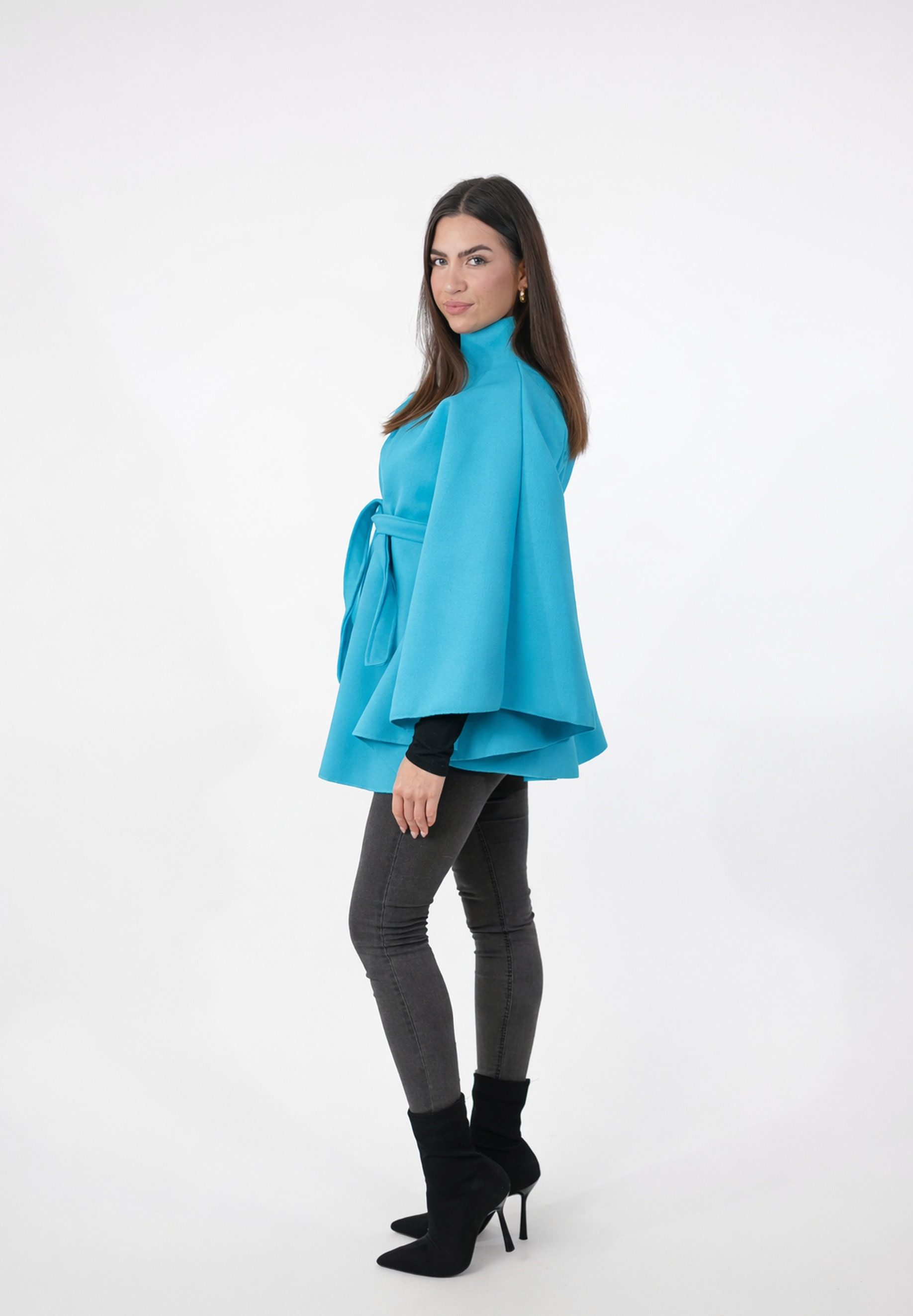 Elara Poncho Jacke