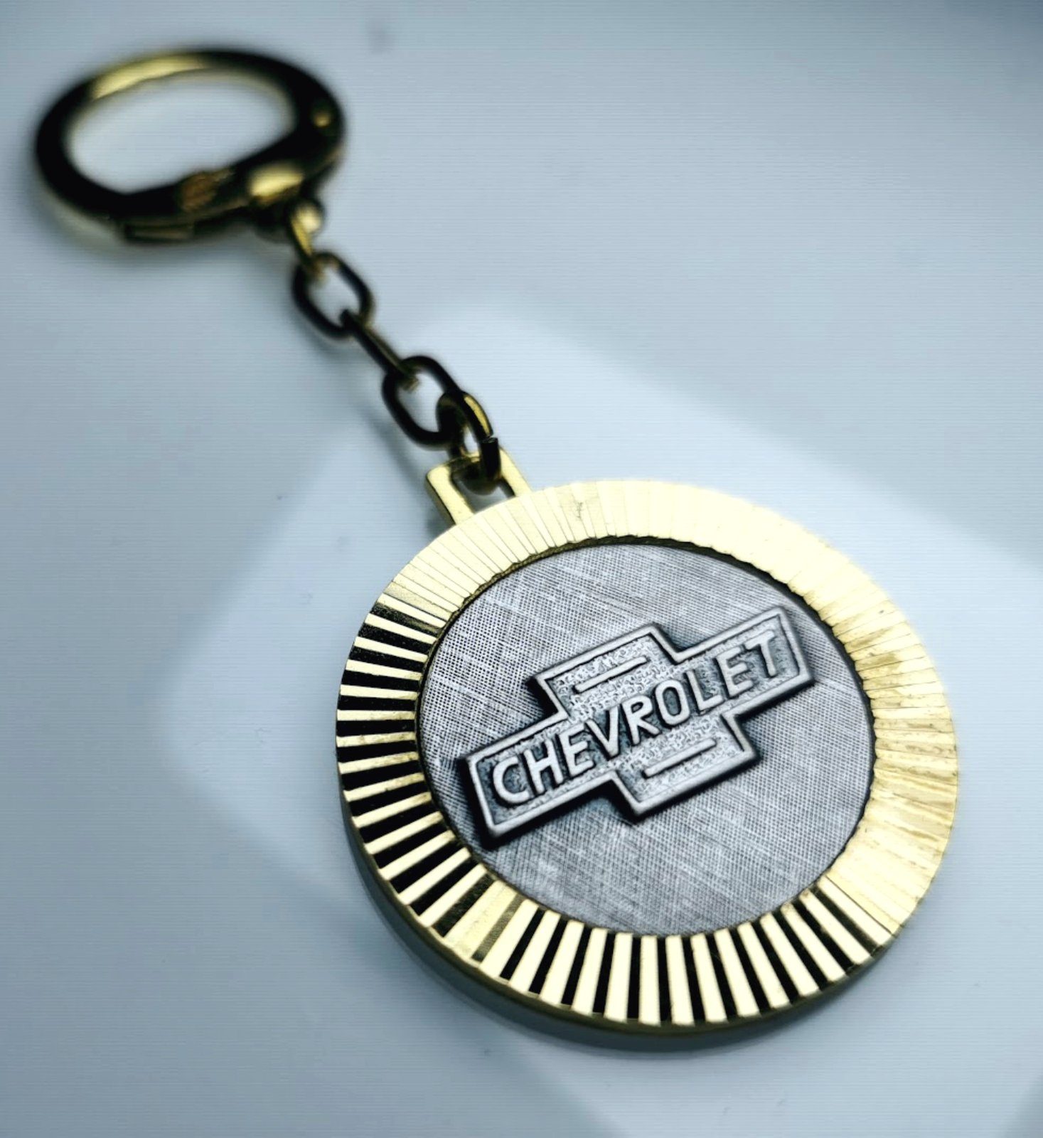 HR Autocomfort Schlüsselanhänger mit Gravur Metall Schlüsselanhänger Chevro günstig online kaufen