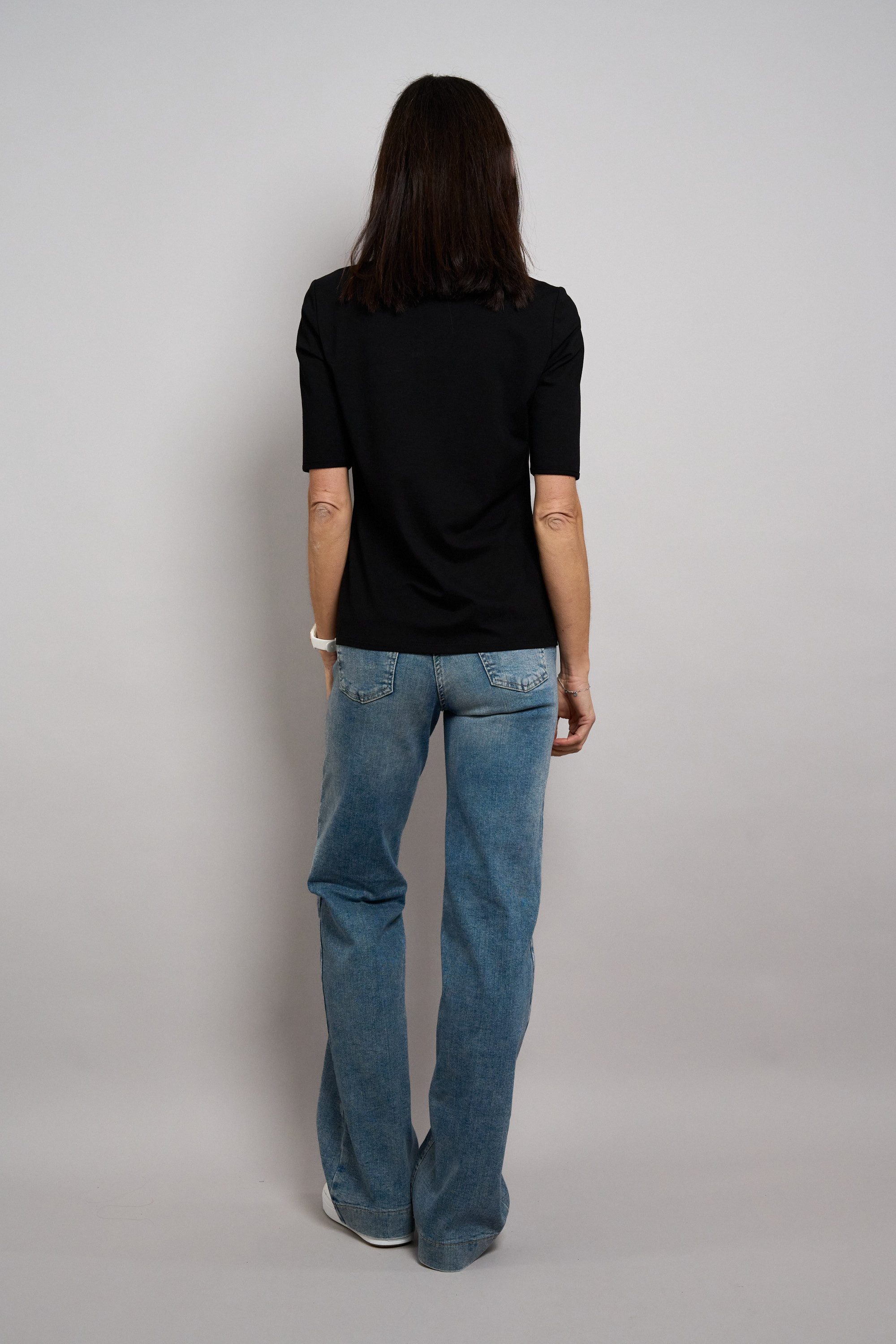 Seidel Moden Rundhalsshirt mit transparenten Lochmuster vorne - MADE IN GERMANY – Bild 4 von 4