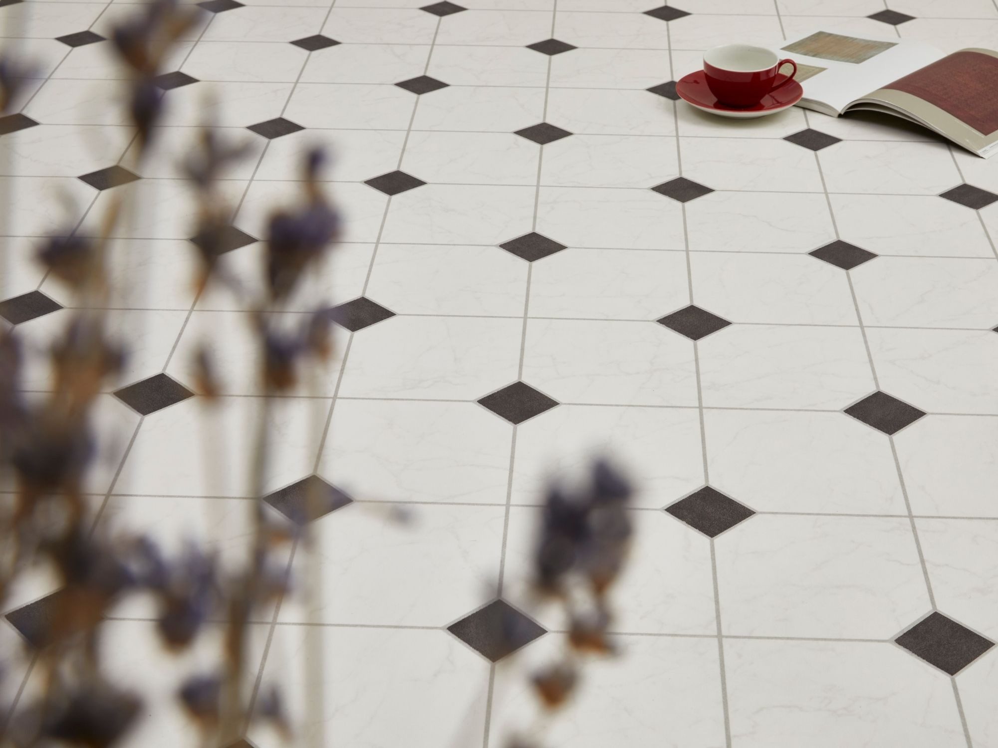 misento Vinylboden Strong in Fliesenoptik, für Feuchtraum- und Privatbereiche, PVC Bodenbelag Meterware 200/300/400 cm Breite, 3,8 mm Stärke