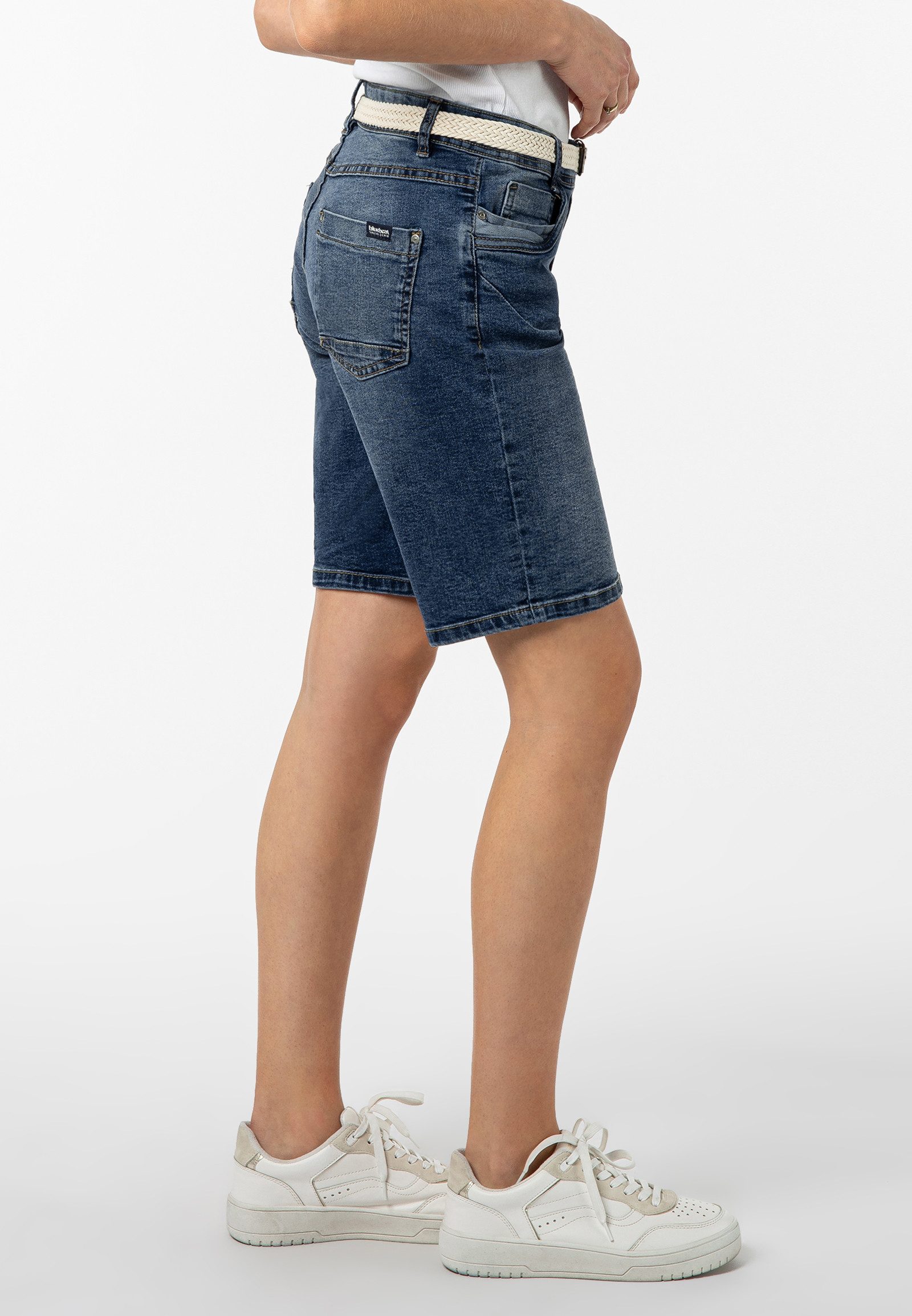 SUBLEVEL Jeansbermudas Damen Jeans Shorts mit Gürtel 5-Pocket, Bermudashorts – Bild 4 von 5