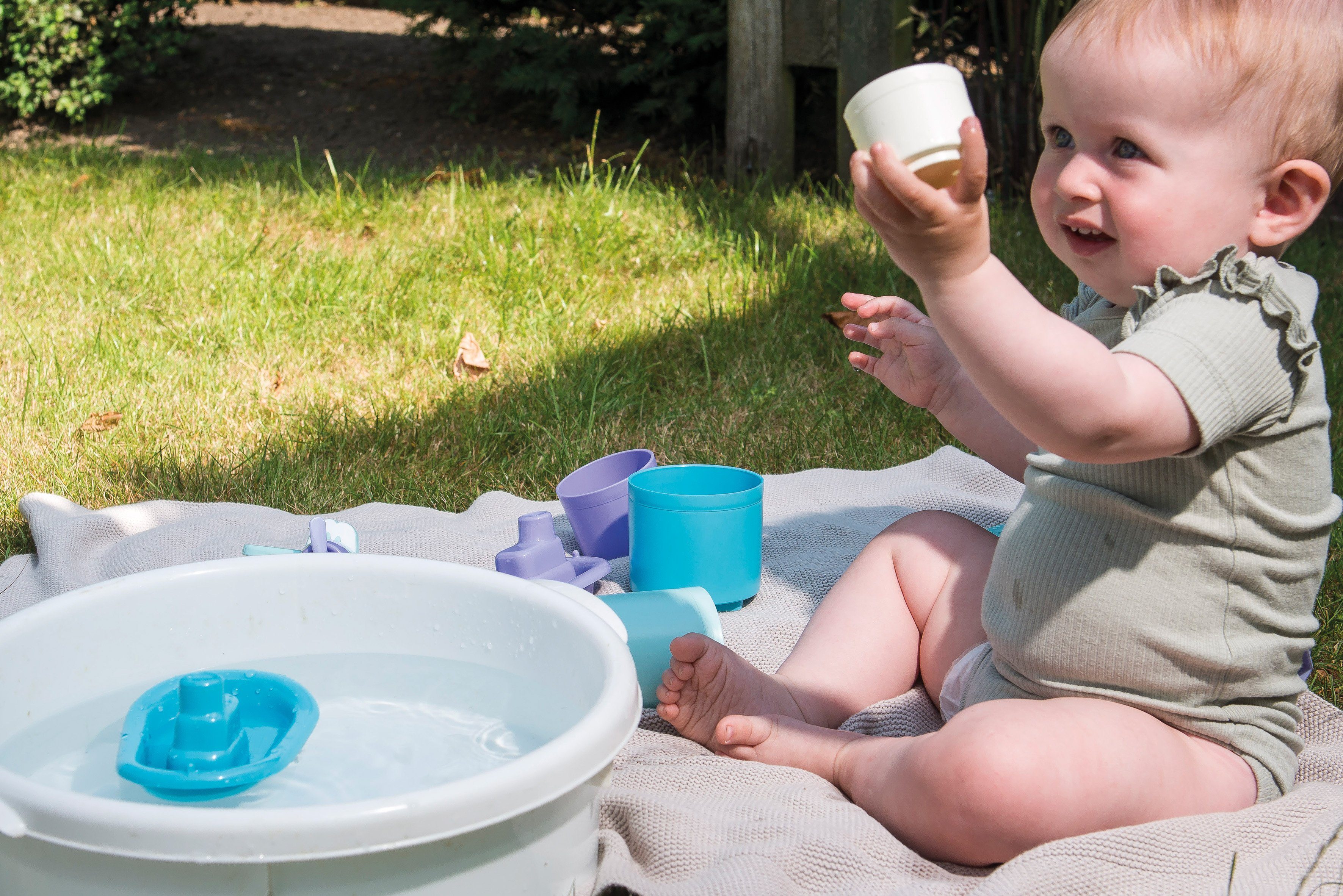 dantoy Wasserspielzeug THORBJORN Badewannen Spielzeug Bad-Set Badset, Badewannenspielzeug Badewannenset (9-tlg) Leicht zu reinigen: spülmaschinenfest