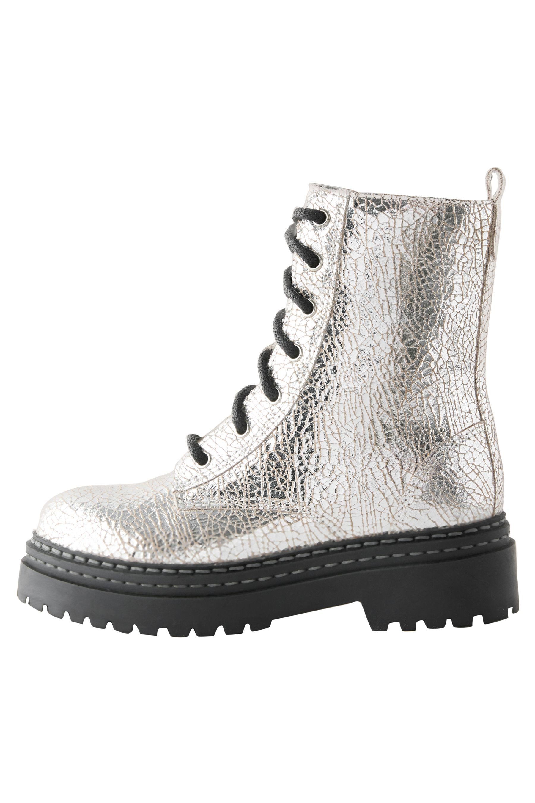 Next Markanter Stiefel mit Schnürung Stiefel