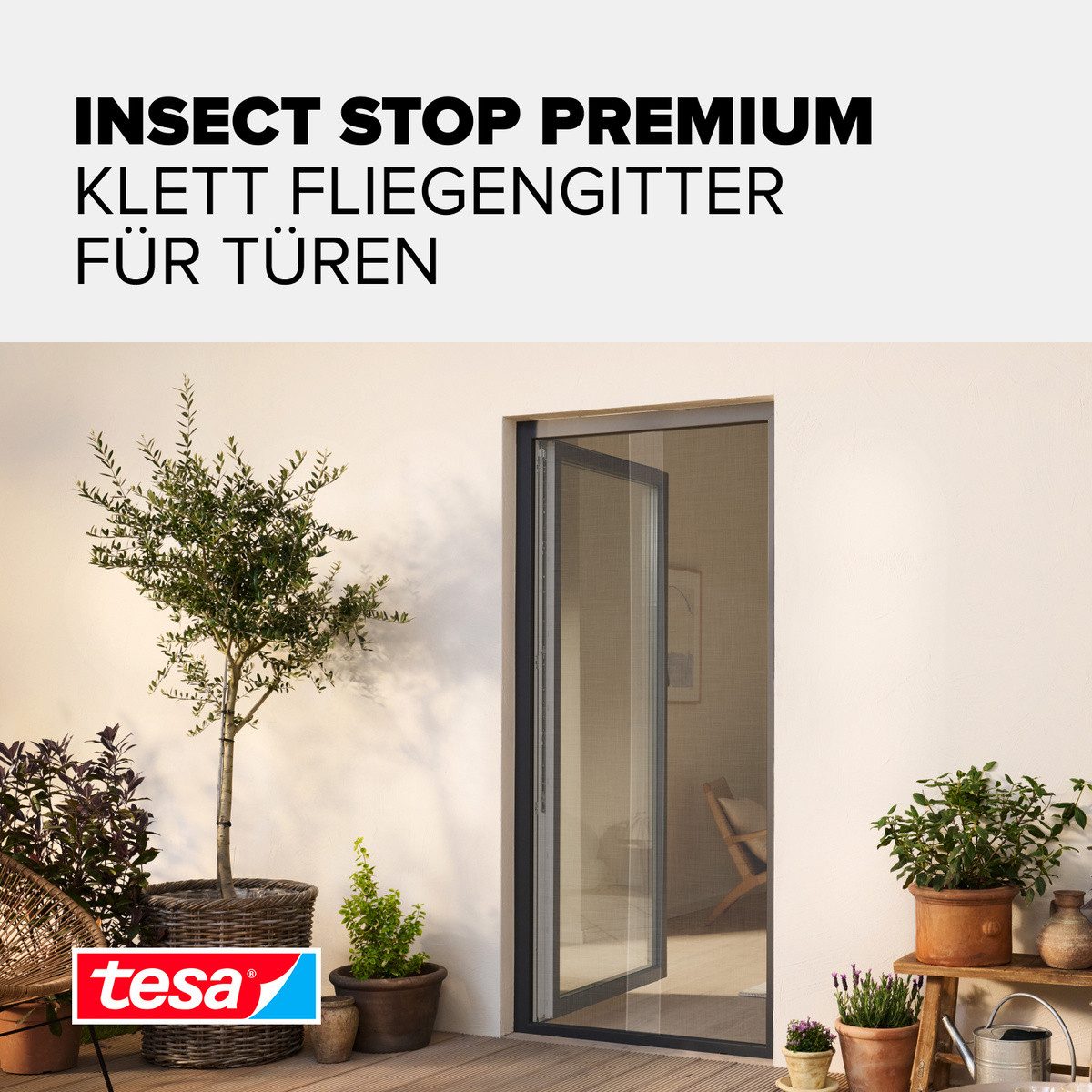 tesa Fliegengitter-Gewebe Premium für Türen - ohne Bohren, (Packung, 1-St., Fliegennetz, Klettband), Insektenschutz mit Klettband, zuschneidbar - ohne Bohren