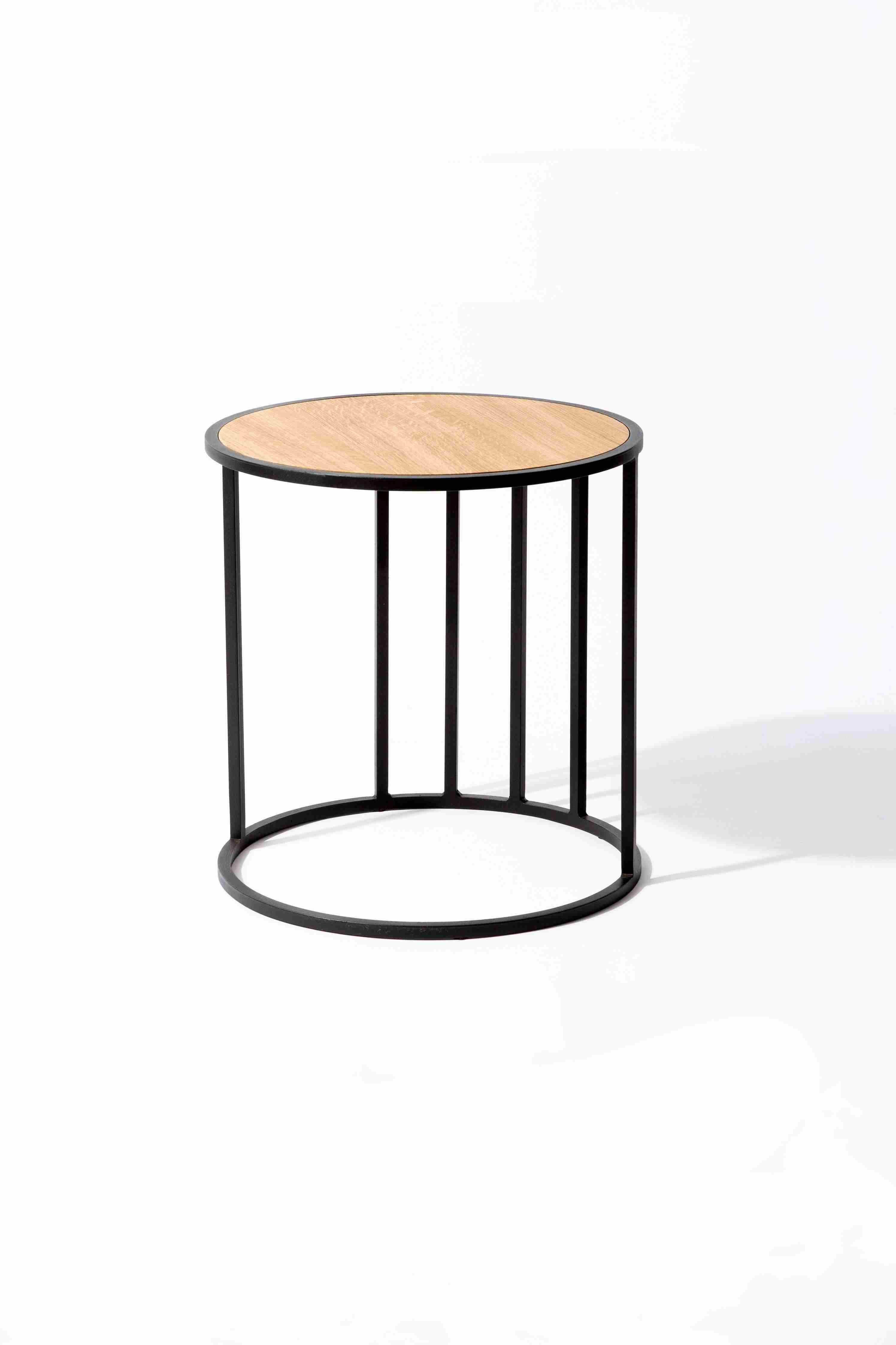 andas Couchtisch »Porvoo«, Tischplatte mit Eichenholz furniert, Gestell