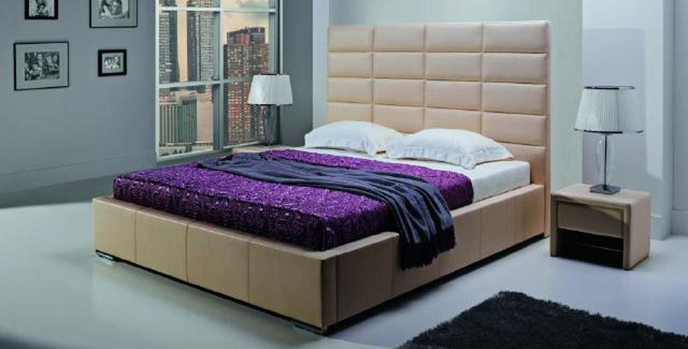 JVmoebel Polsterbett Elegantes Polsterbett in Beige mit edlen Silberelementen (1-tlg), Made in Europa