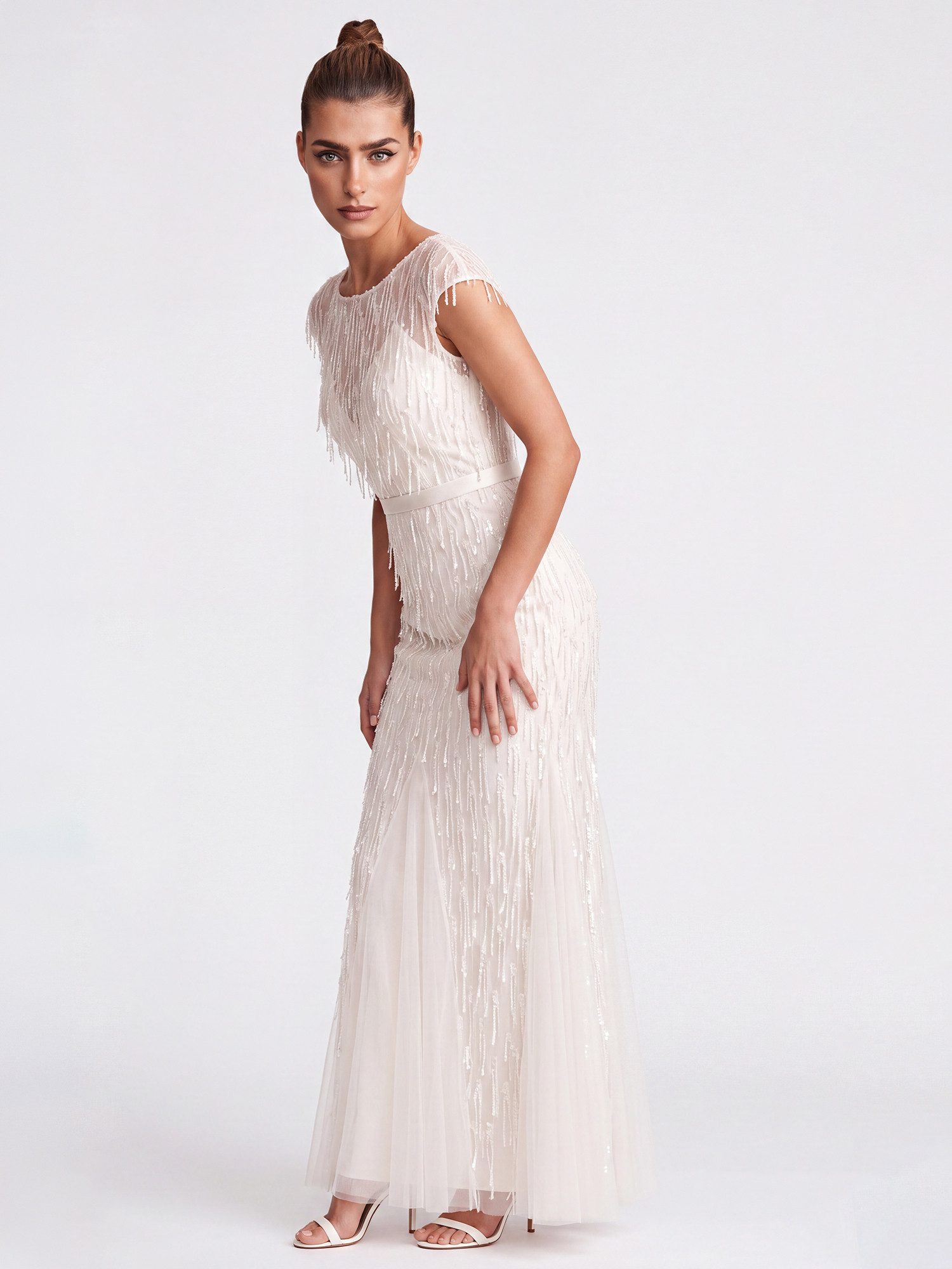 Apart Abendkleid mit Paillettenstickerei und Tüll-Godets