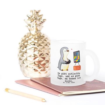 Mr. & Mrs. Panda Teeglas Pinguin Zocken - Transparent - Geschenk, Videospiele, Schenken, Glas, Premium Glas, Liebevolles Design