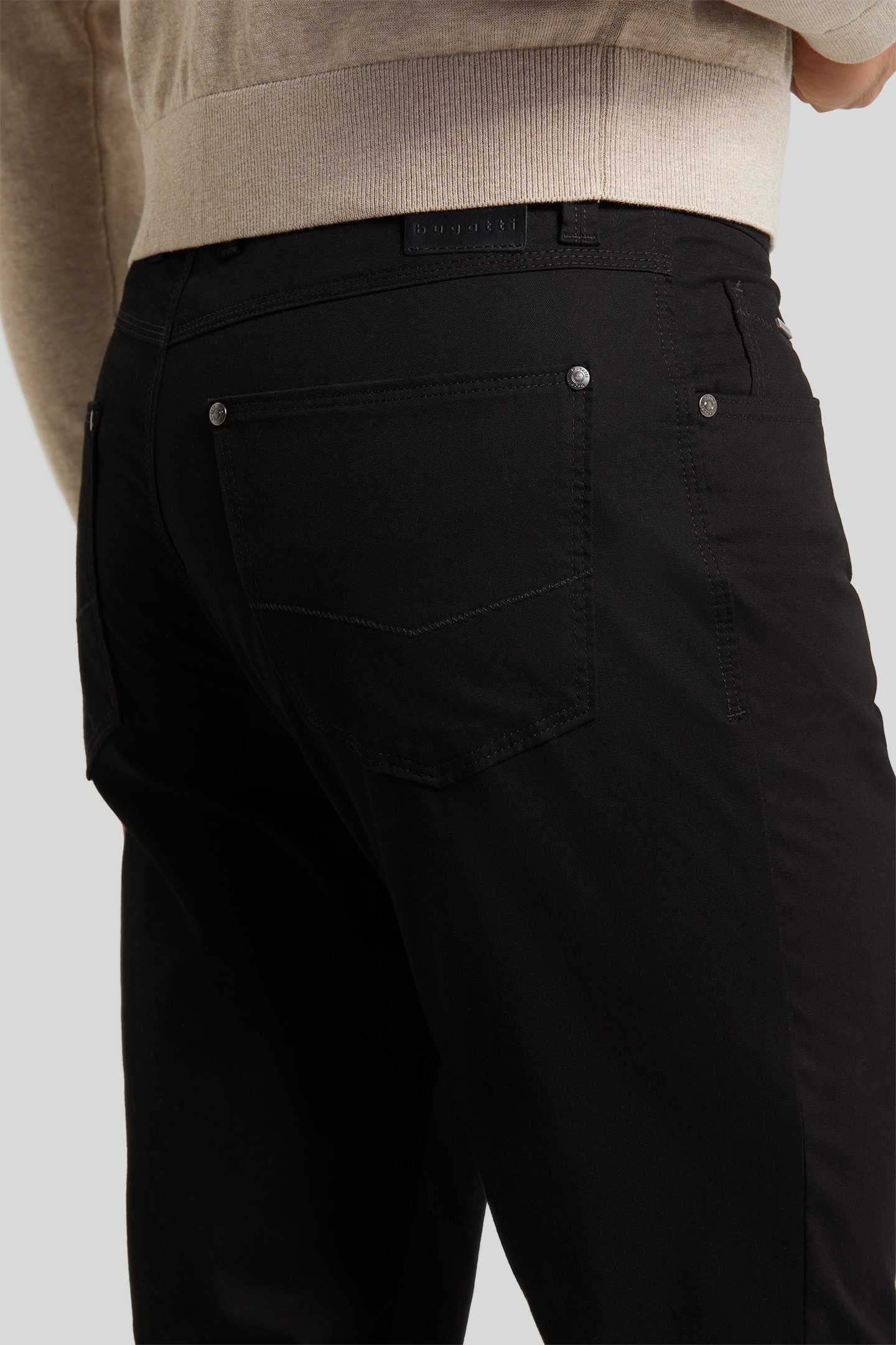 mit schwarz 5-Pocket-Hose bugatti langanhaltender Farbechtheit
