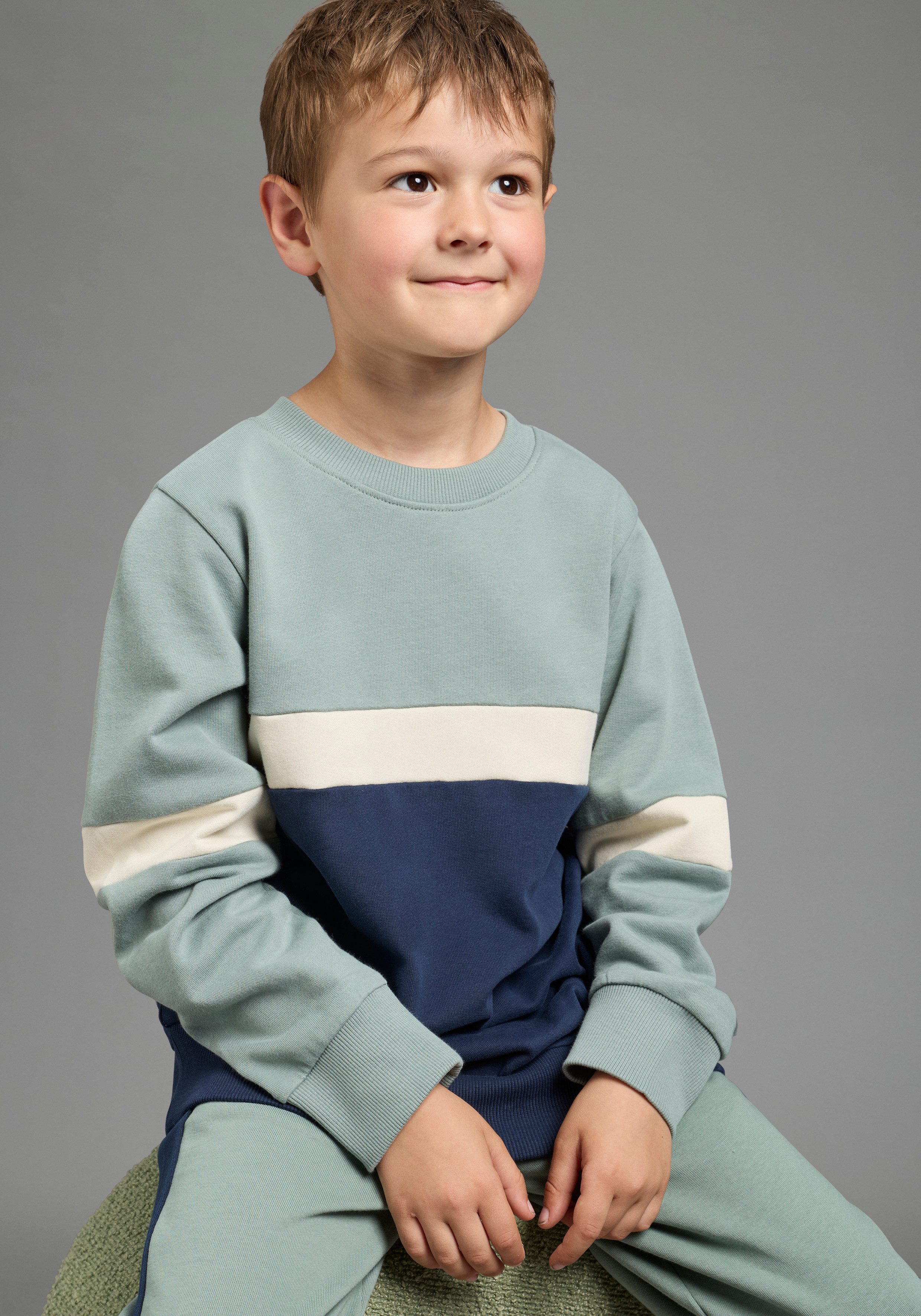 Scout Sweatshirt Rundhals-Sweat mit kontrastfarbigen Einsätzen - NEU von SCOUT Colorblocking Sweatshirt, Rundhals, Langarm, hüftbedeckende Länge