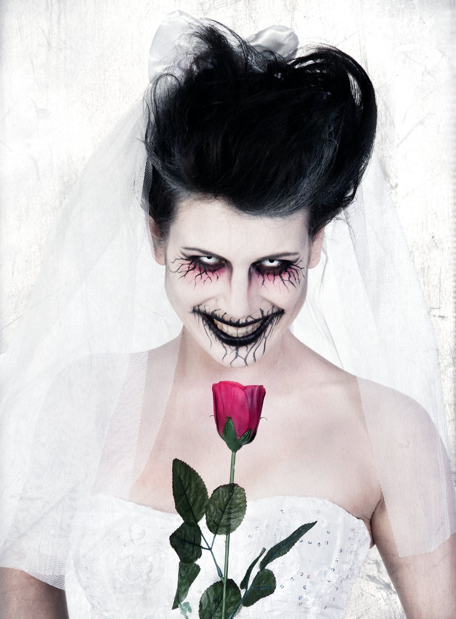Maskworld Theaterschminke Make-up Set Geisterbraut, Halloween Schminkset mit perfekt abgestimmten Komponenten