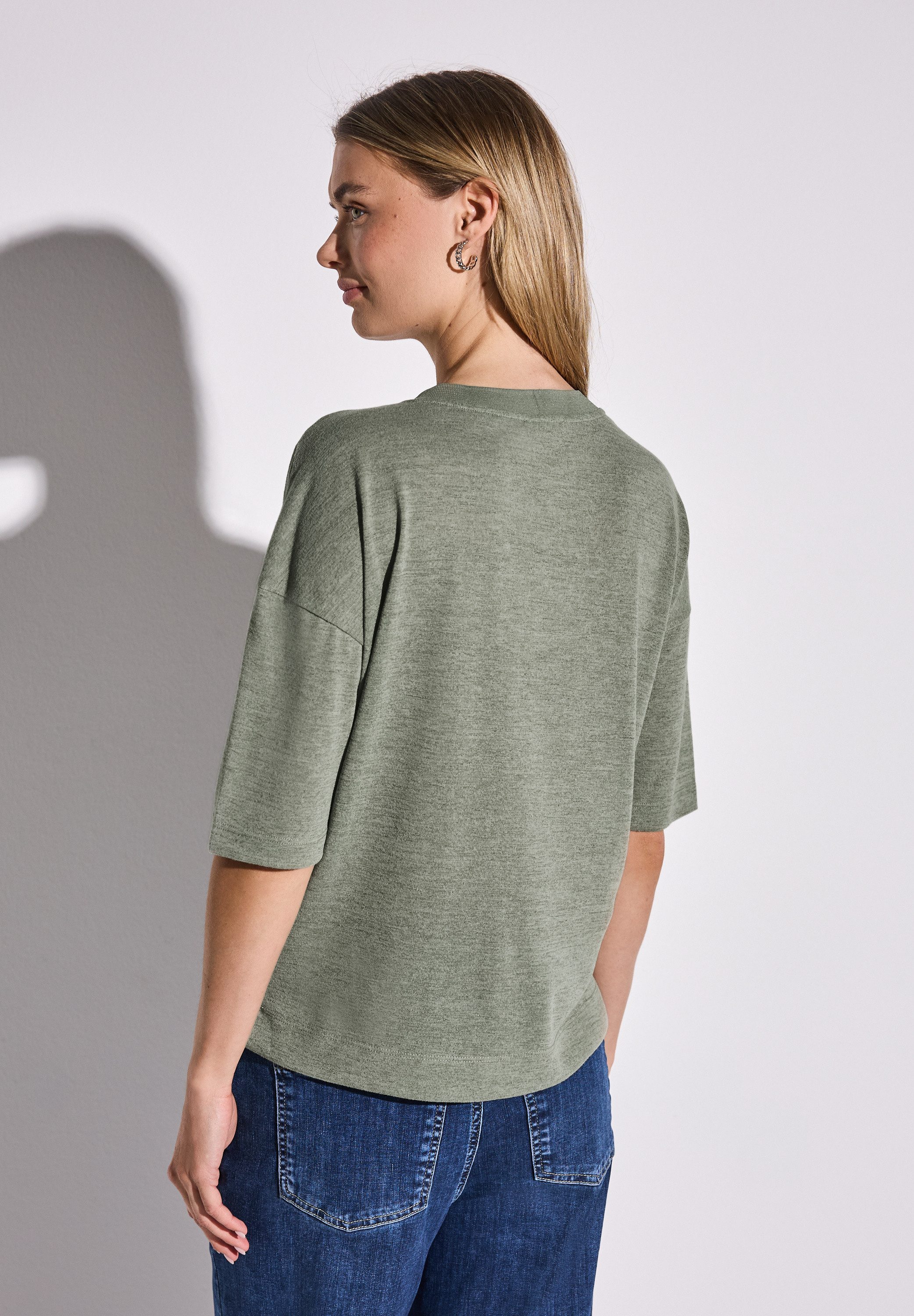 STREET ONE T-Shirt, mit Seitlichen Einschlitzen am Saum günstig online kaufen