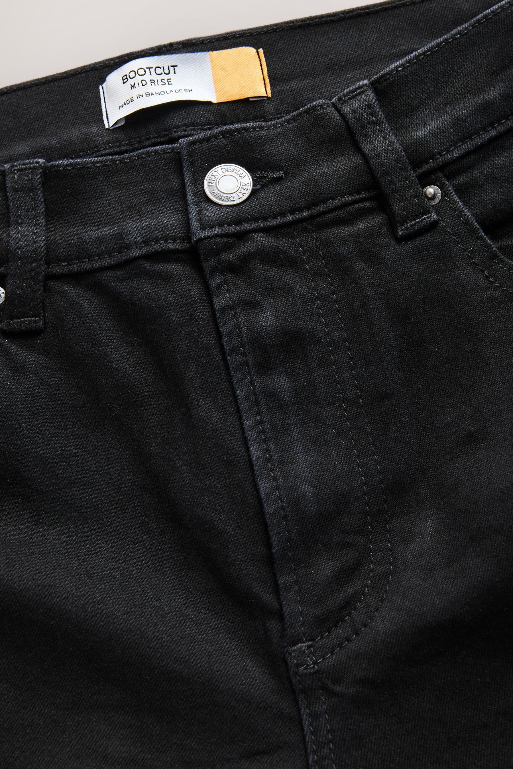 Next Bootcut-Jeans Bootcut Stretchjeans, mittelhoher Bund, Kurzgröße (1-tlg)