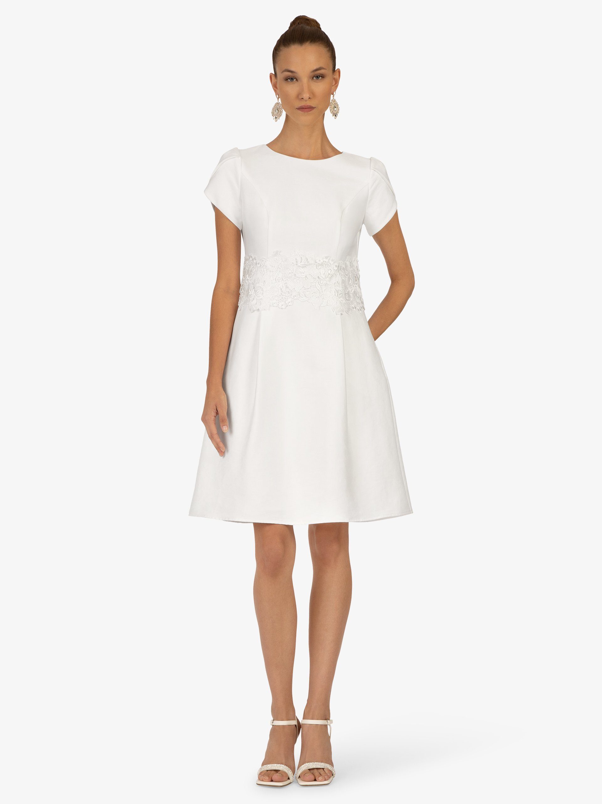 Kraimod Abendkleid mit Rundhalsausschnitt vorne