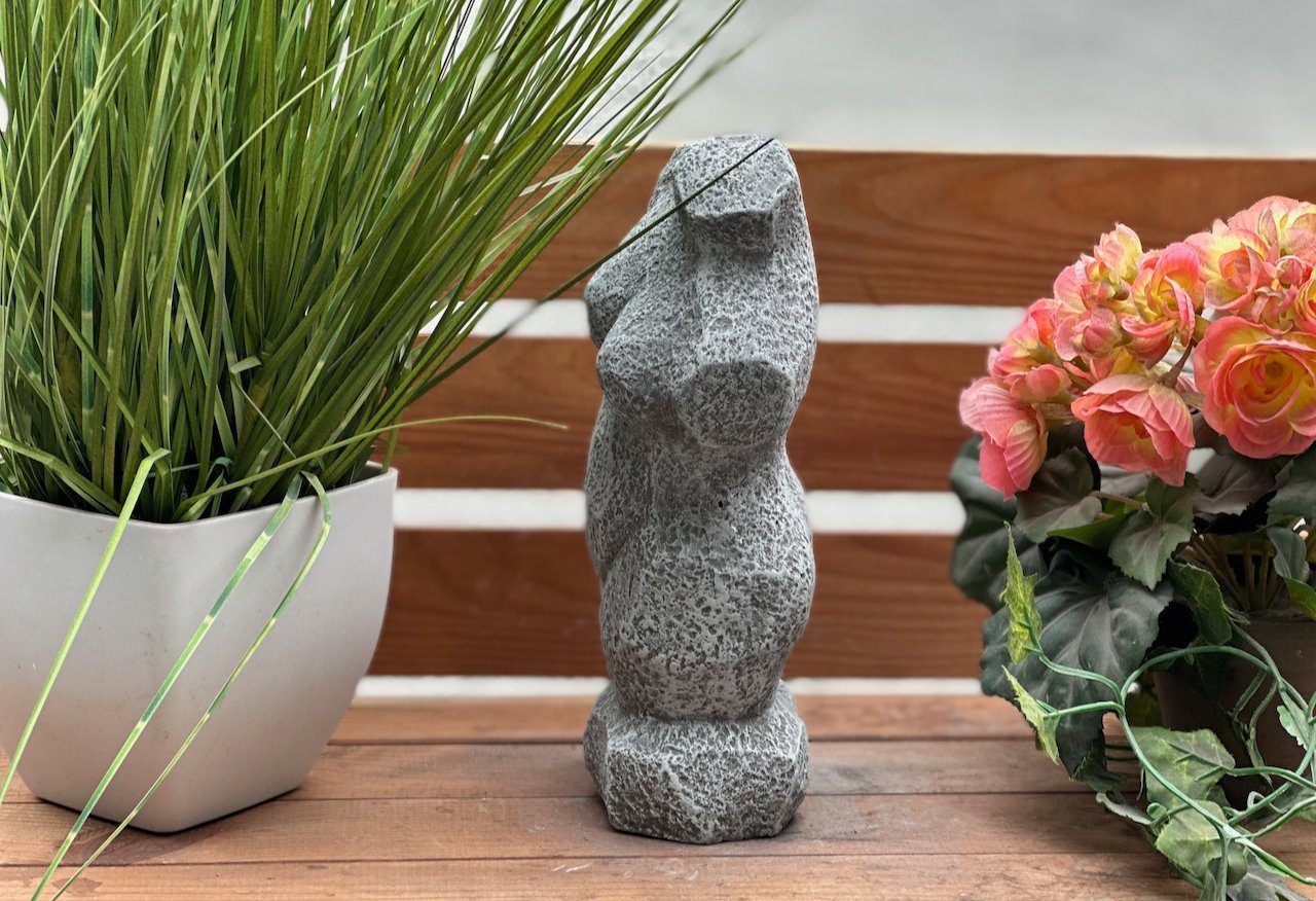 frostfester Steinskulptur Stone Style Gartenfigur Frauentorso Steinguss and