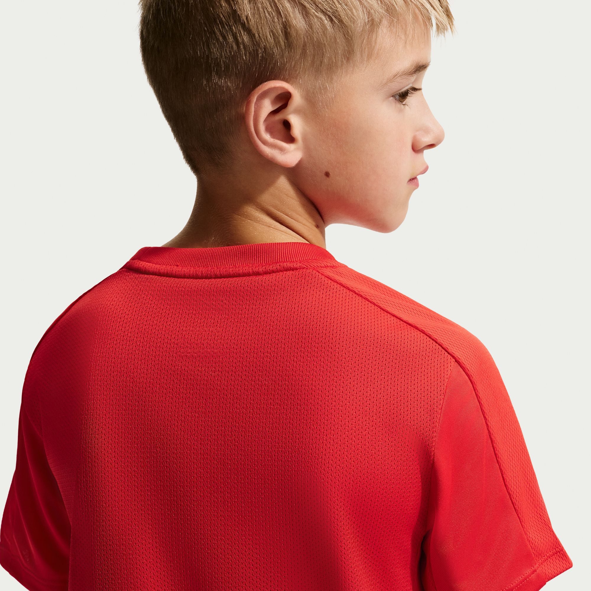 Nike T-Shirt B NK DF TRPHY23 SS TOP HBR Für Kinder und Jugendliche