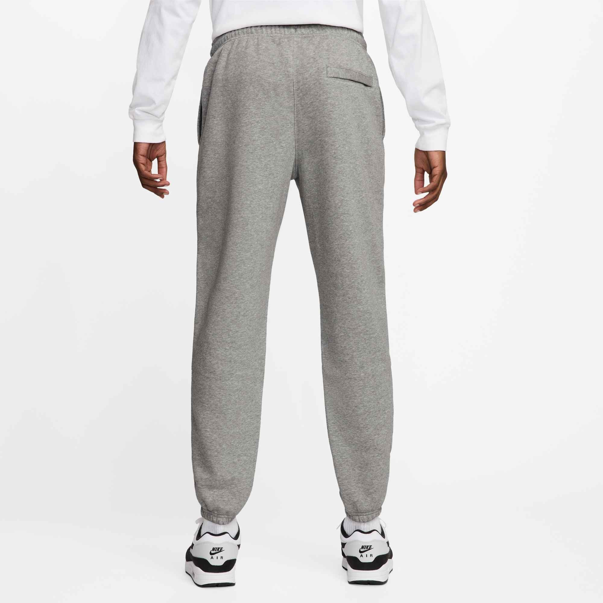 Nike Sportswear Sporthose M NK CLUB BB CUFF PANT aus Baumwolle und Polyester, mit angerautem Fleece