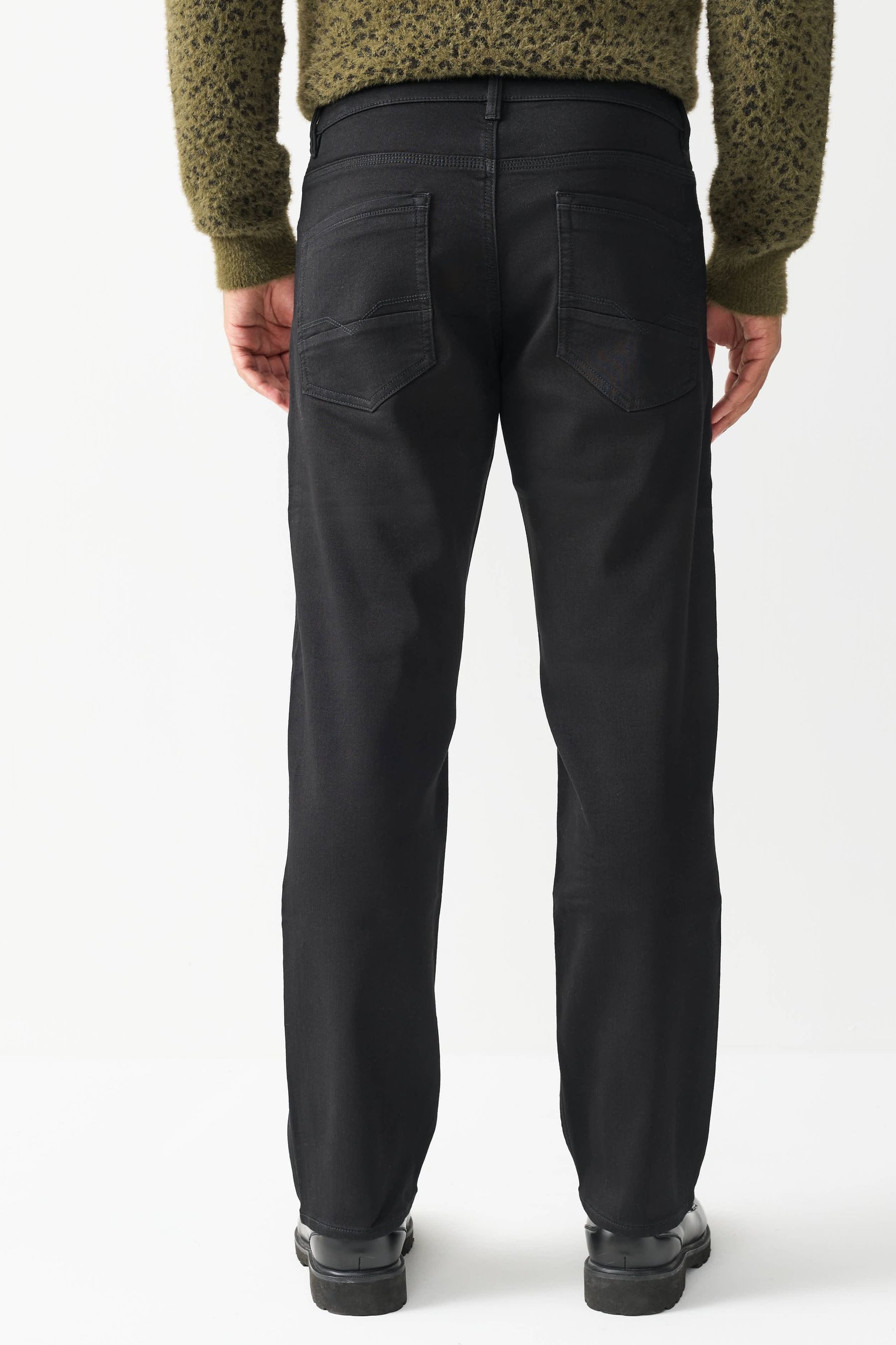 Next Straight-Jeans Straight Fit Jeans mit Comfort Stretch (1-tlg)