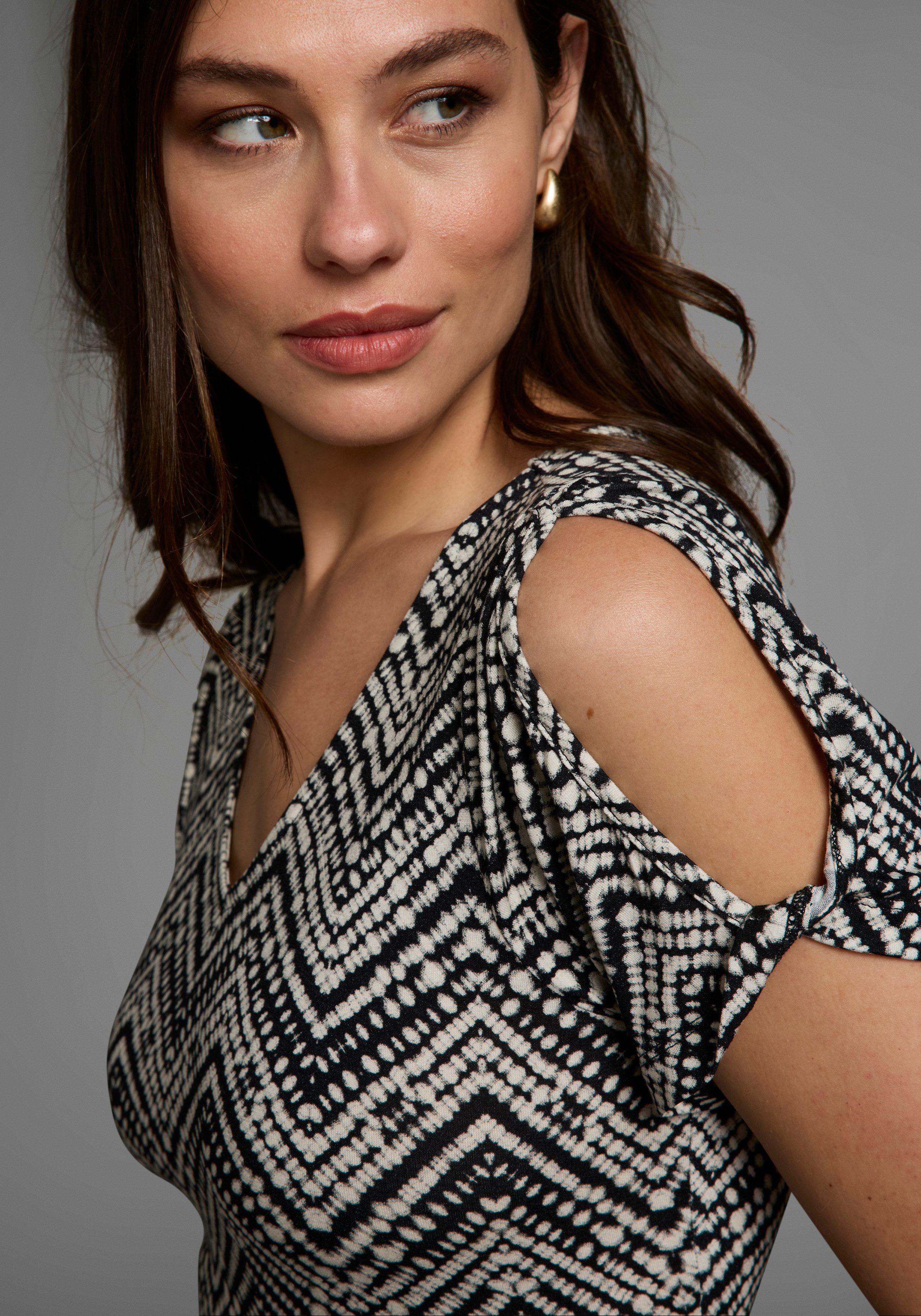 Laura Scott Sommerkleid mit geschlitzten Flügelärmeln günstig online kaufen