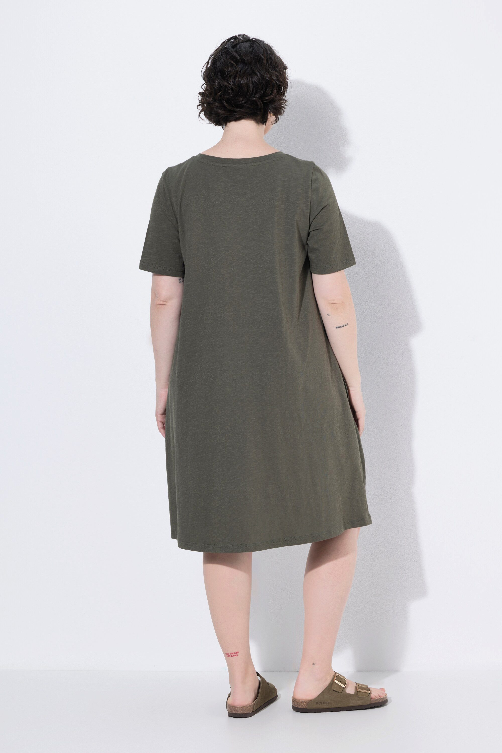 Ulla Popken Jerseykleid Jerseykleid A-Linie Rundhals Halbarm Taschen