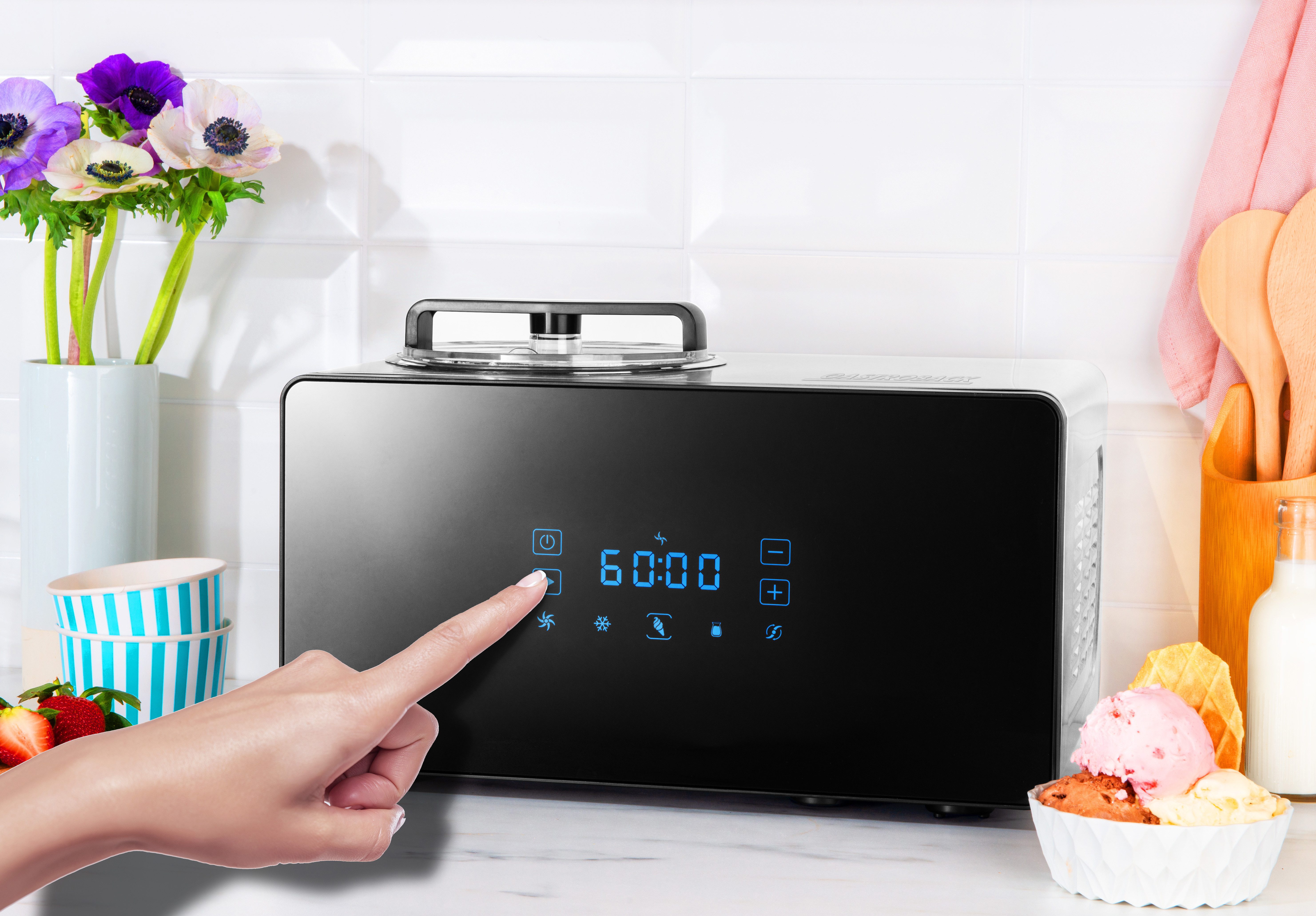 Gastroback Eismaschine 42900, Design Advanced Control, 150 W, 2-in-1 Eismaschine und Joghurtbereiter