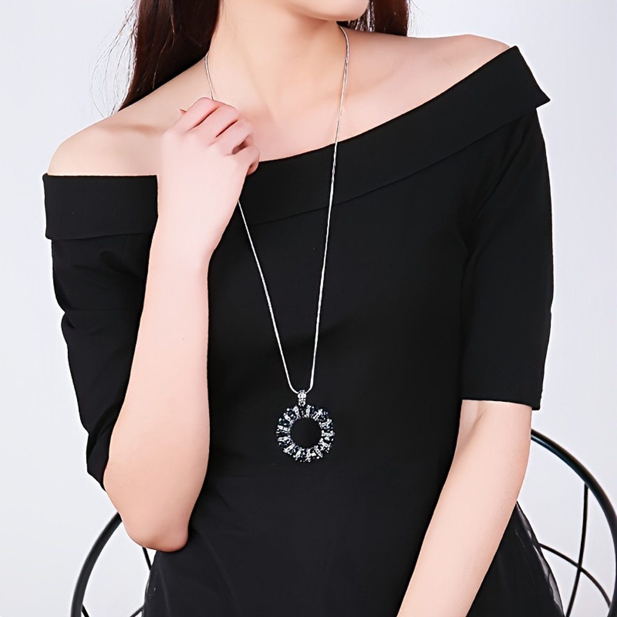 KARMA Lange Kette Pulloverkette Kristalle rund Silber Damen 78 cm (Kristall günstig online kaufen