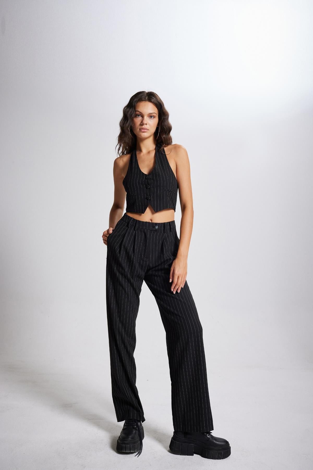 HOLLY LOLLY Bequeme Jeans Hochtaillierte gestreifte Hose