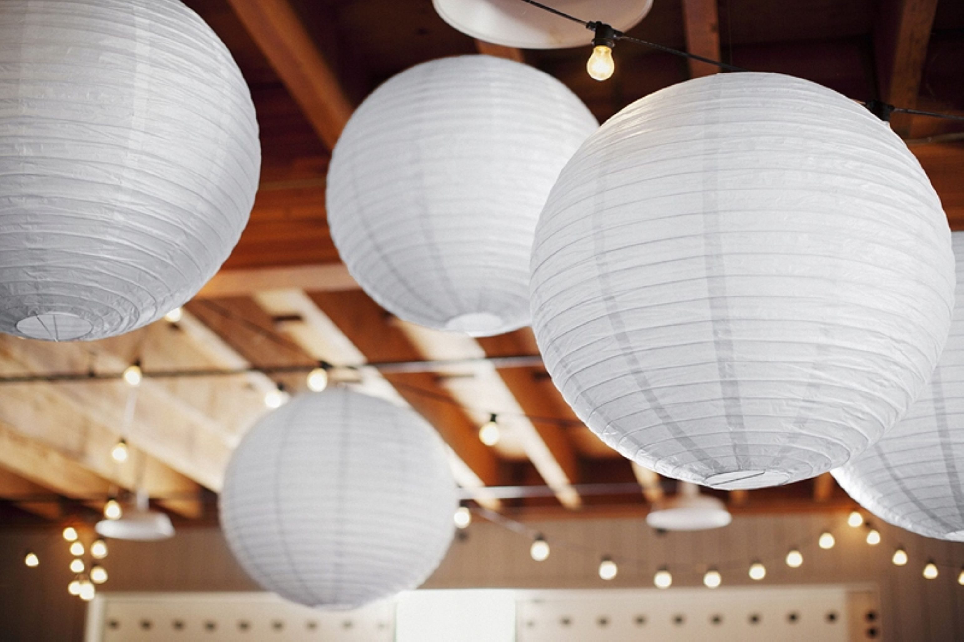 PartyPro Lampion Papierlampion 20 cm, weiß – perfekte Deko für Hochzeit, Taufe & Party