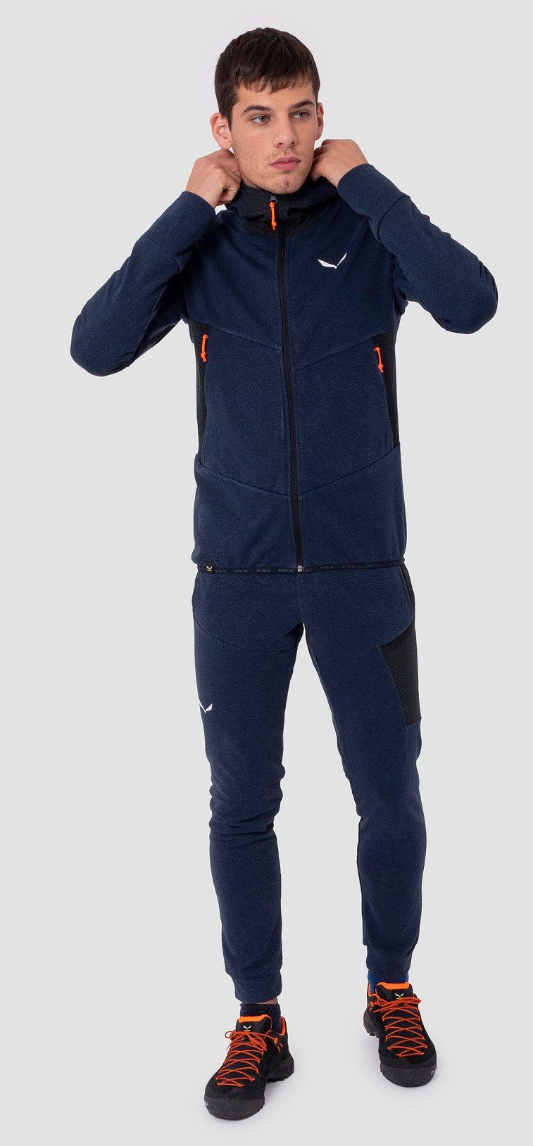 Salewa Fleecejacke Kletter-Kapuzenjacke Lavaredo Hemp (kühlender Tragekomfort) navyblau