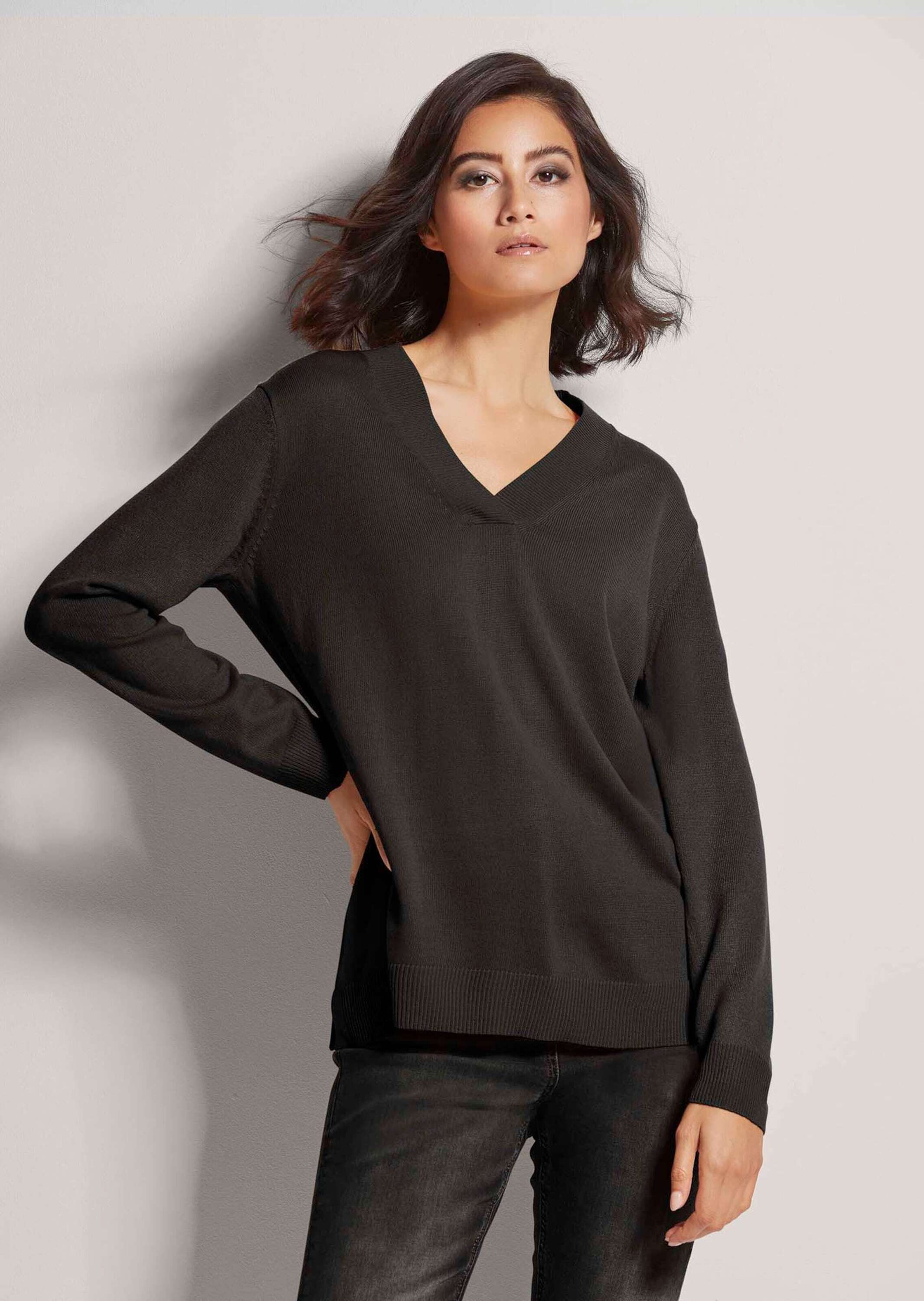 MADELEINE Strickpullover Glattstrick-Pullover mit V-Ausschnitt günstig online kaufen